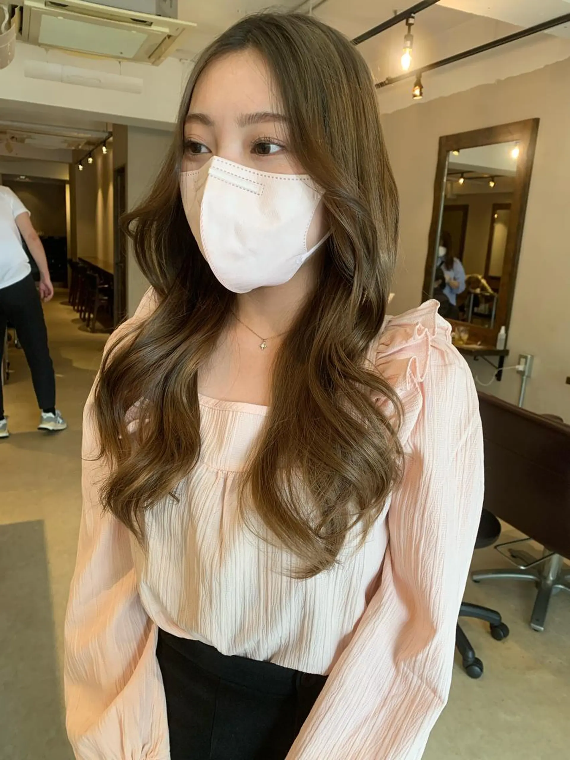 ロング カラー 透明感/オリーブ/ グレージュ/YUKAのヘアスタイル