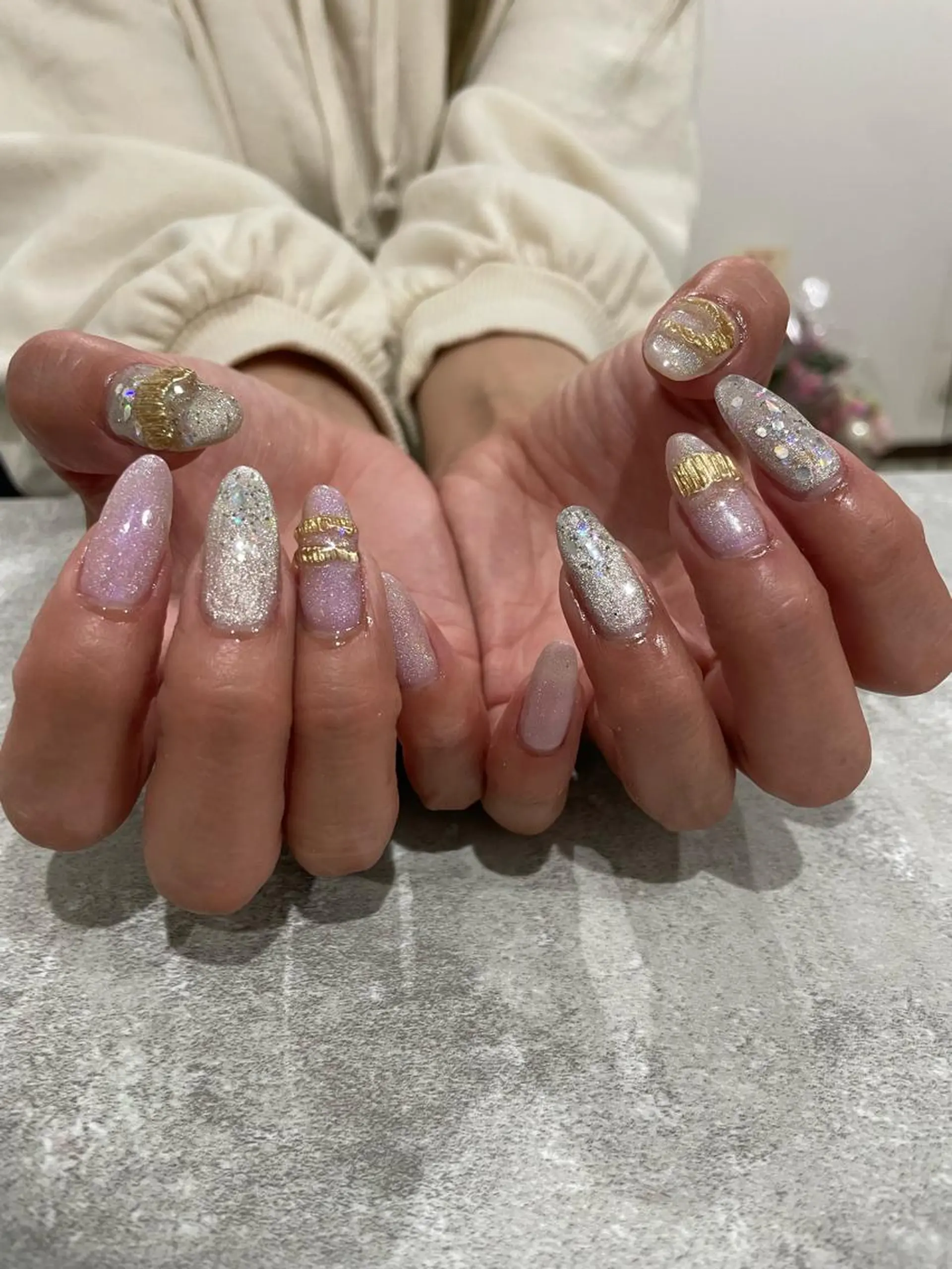 ネイル 持ち込み Raviliss ♡のネイルデザイン