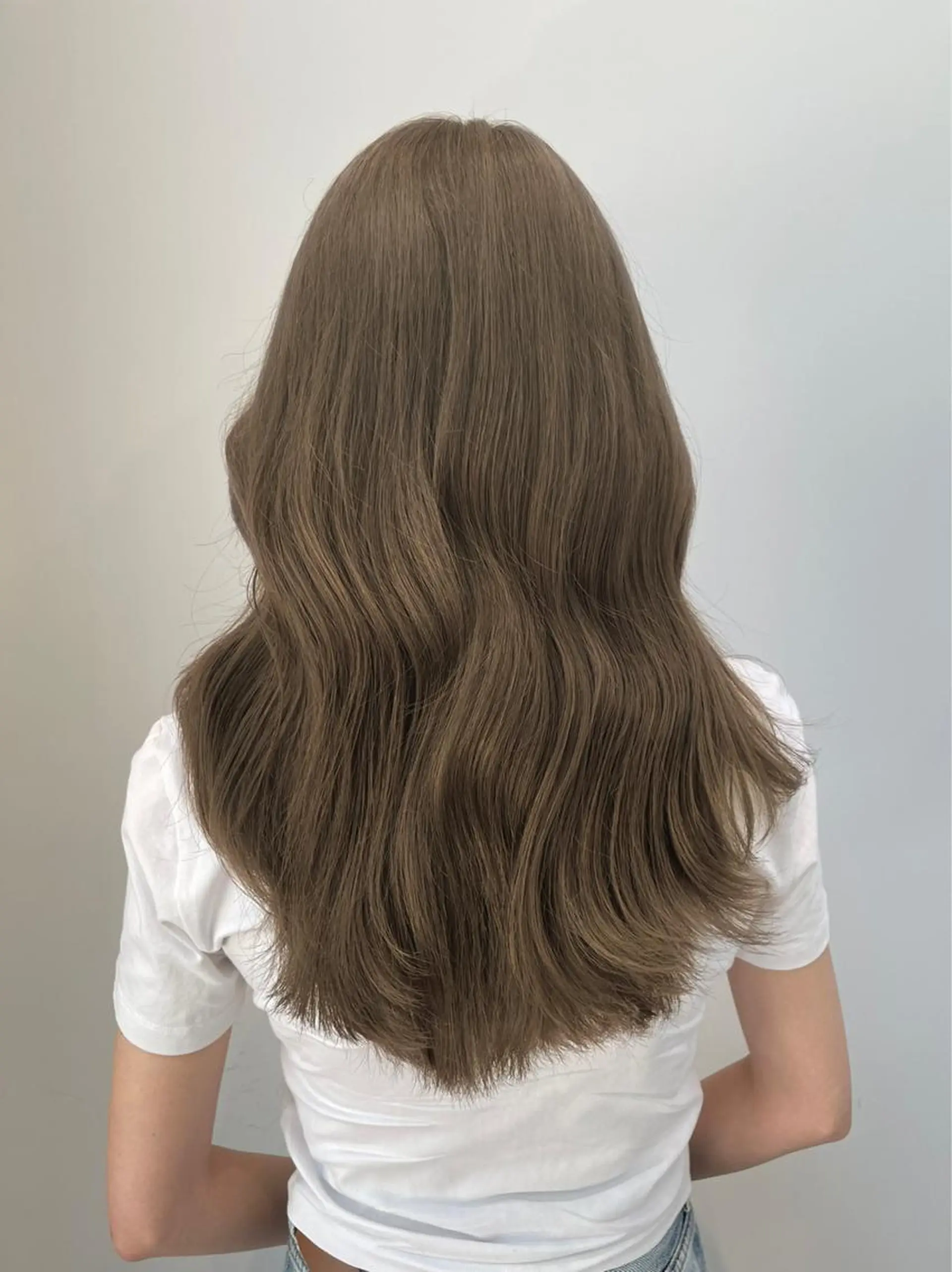 ロング カラー ベージュカラー ブリーチ ブリーチなしカラー オリーブベージュ DX SHARE SALON 原宿店所属・レイヤーカット/ 田中 しょうのヘアスタイル