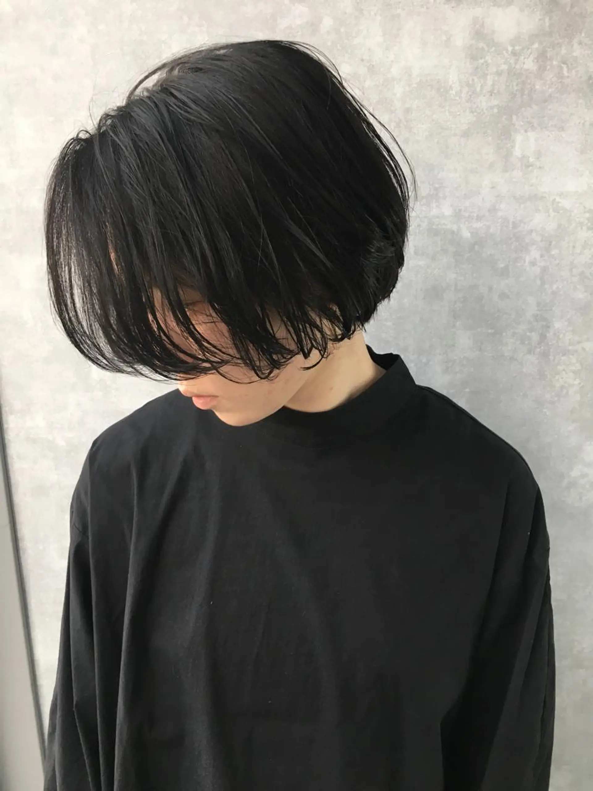ショート カラー アッシュ ボブ レイヤーカット BLend 渋谷のヘアスタイル