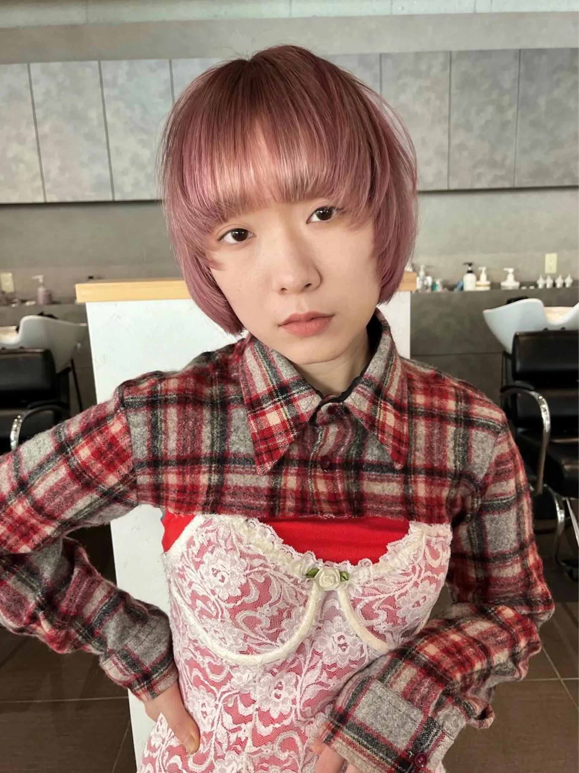 ショート カラー ピンクカラー ボブ ウルフカット ウルフボブ カット ヘアカラー 桃果 momokaのヘアスタイル