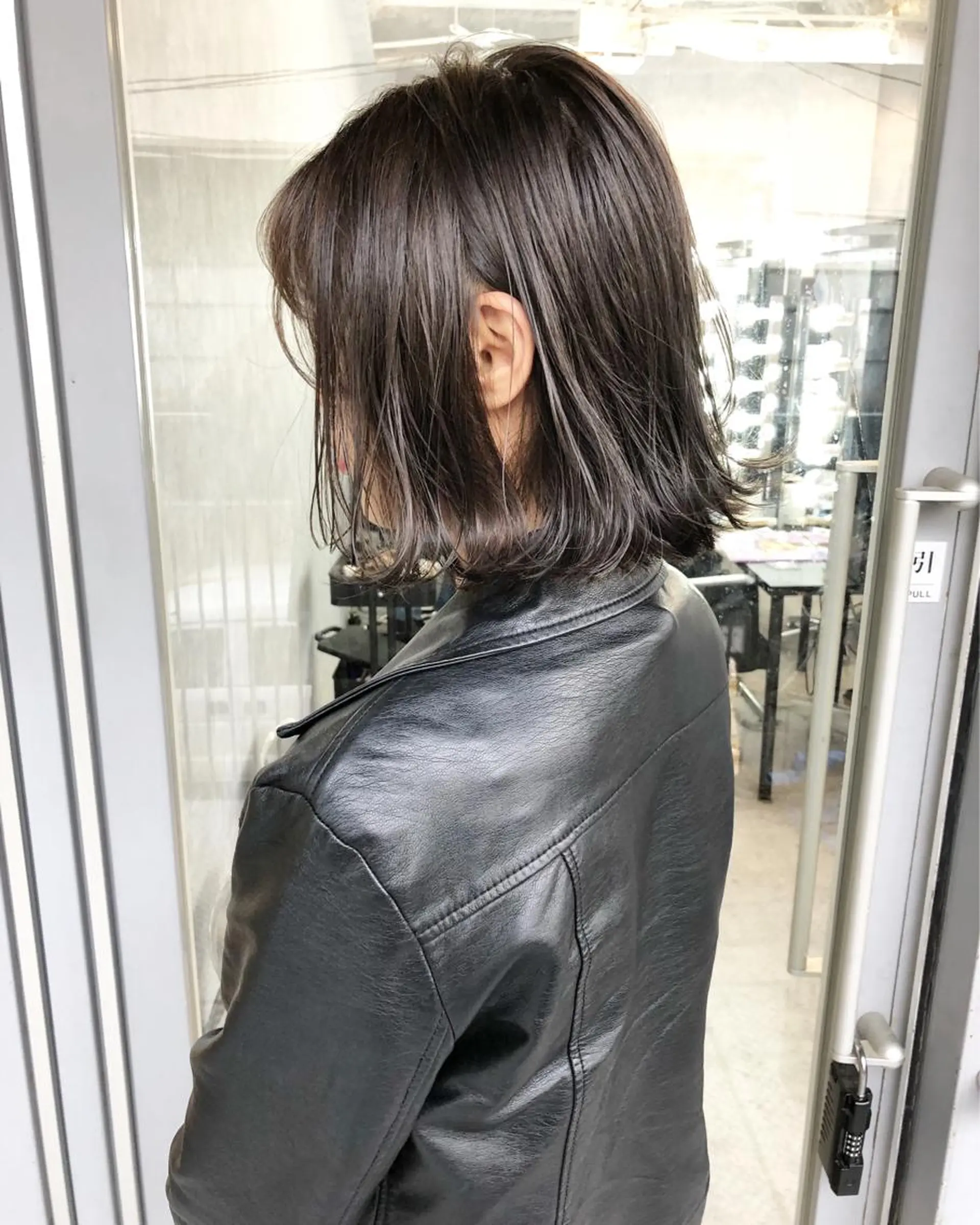 ミディアム カラー 切りっぱなしボブ ボブ レイヤーカット BLend 渋谷のヘアスタイル