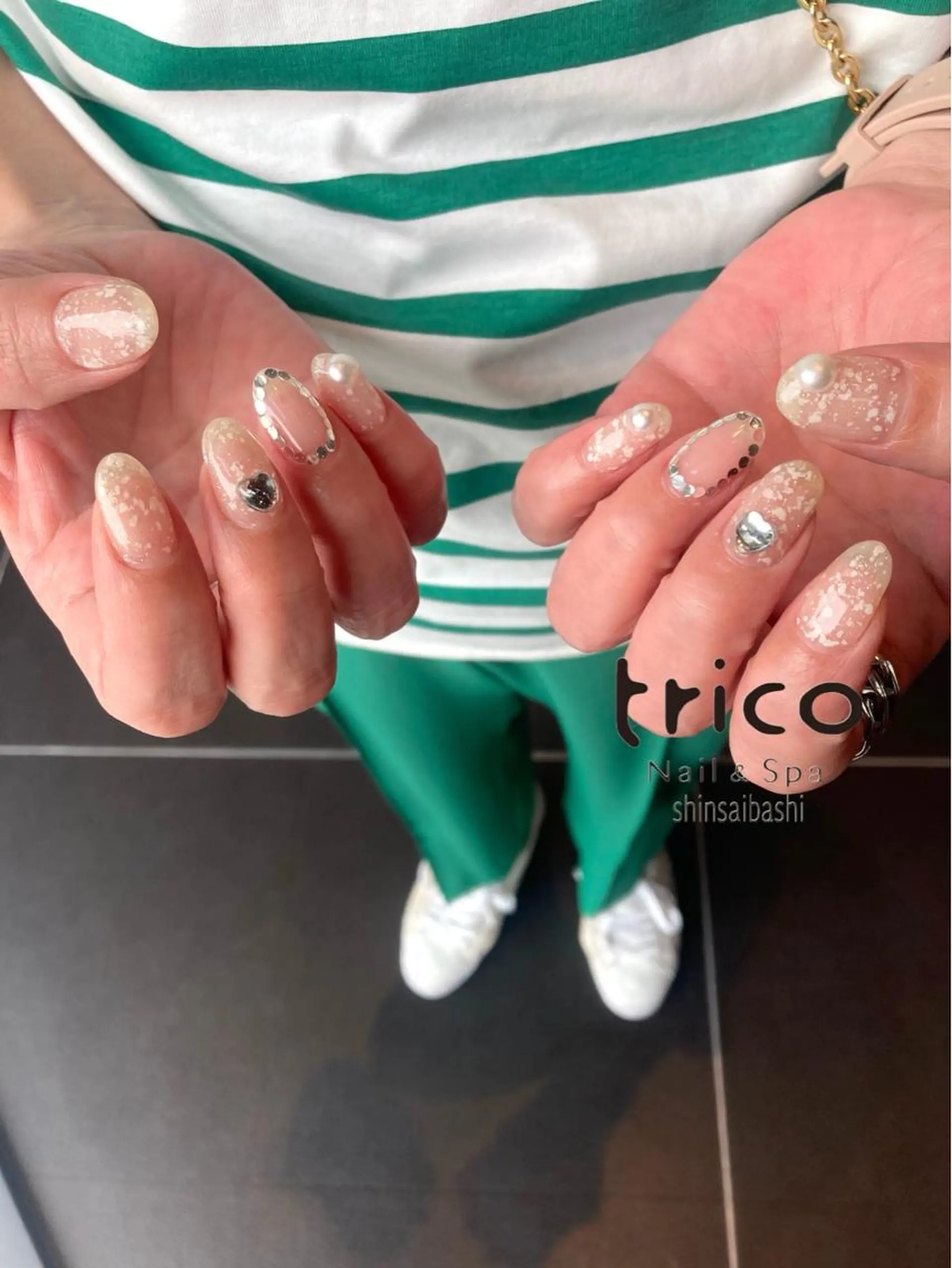 ネイル ハンドネイル 竹本 恵美のネイルデザイン
