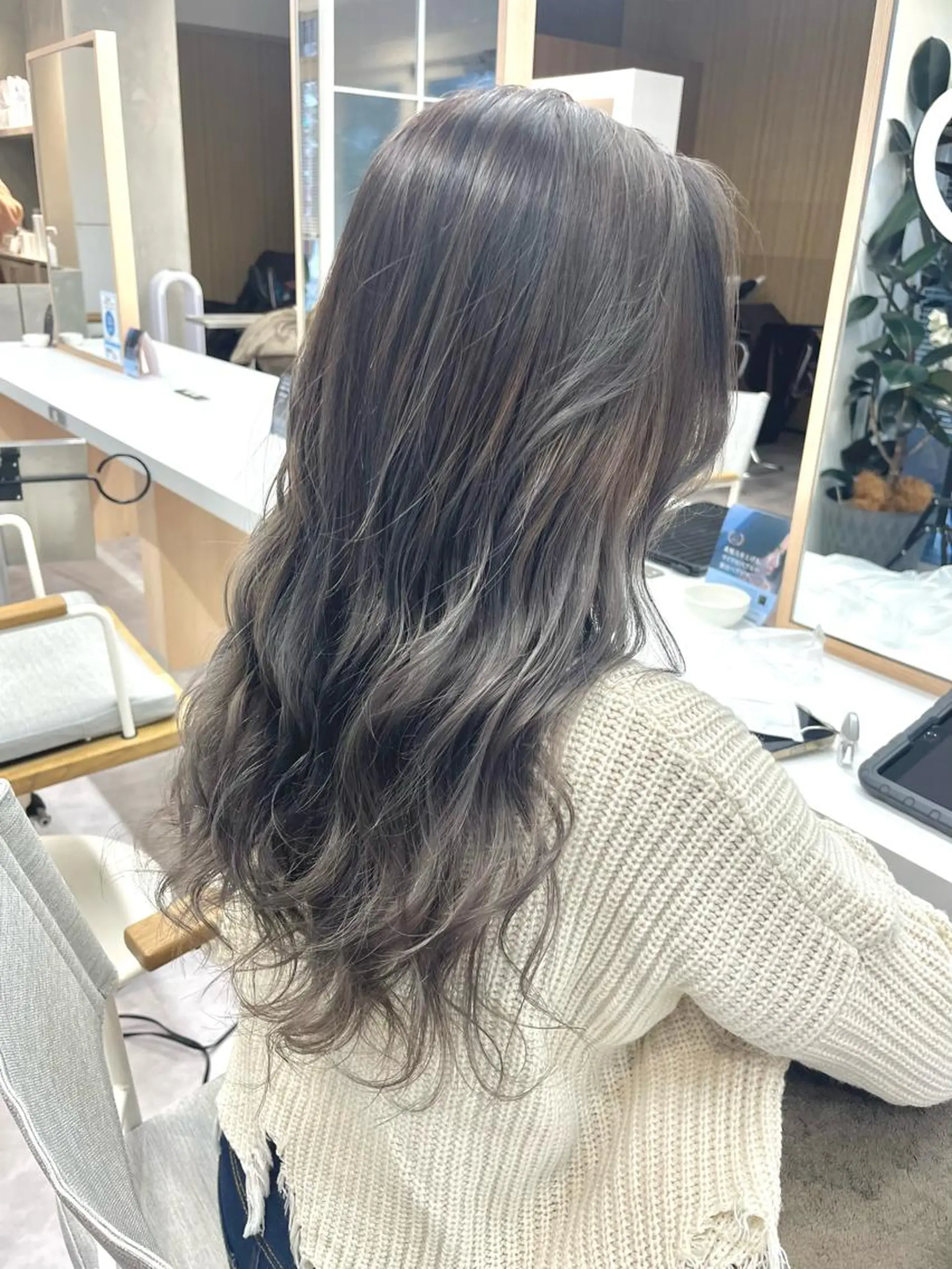 ロング カラー charer eye salon所属・マブチ キサラのマツエク・マツパデザイン