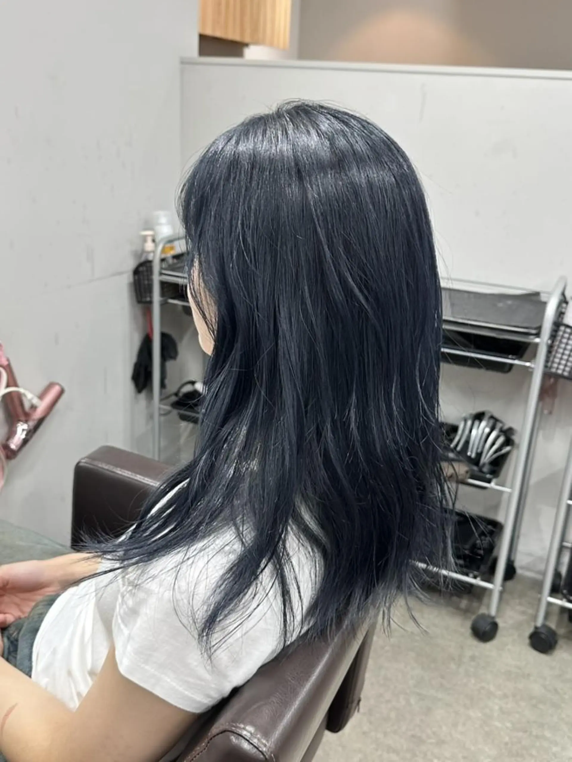 セミロング カラー ブリーチ ダブルカラー ヘアカラー トリートメント ✨【公式】 juhl.横浜✨のヘアスタイル