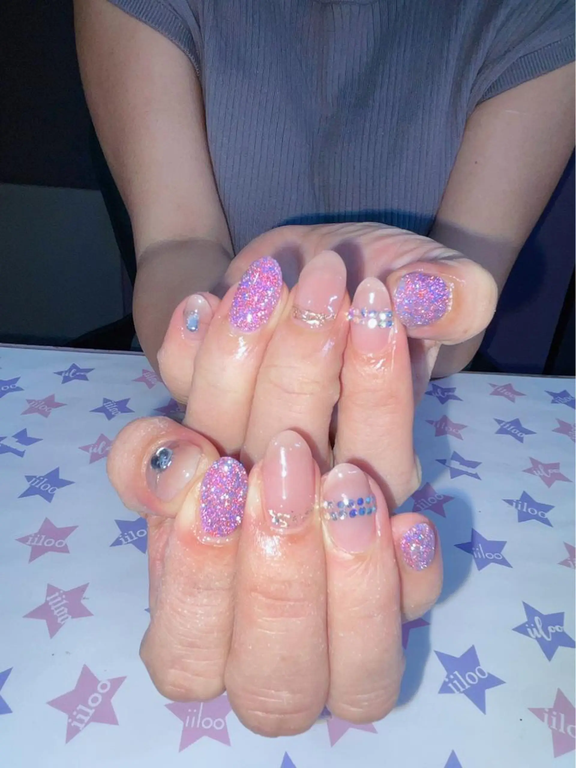 ネイル iiloo aromaworksのネイルデザイン