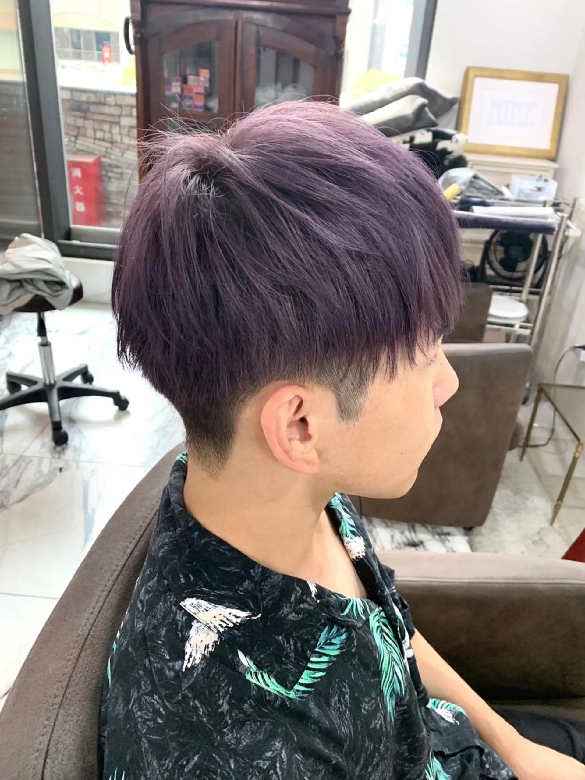 ショート カラー メンズ シルバー バイオレットカラー メンズ特化👨 細谷碧海のヘアスタイル