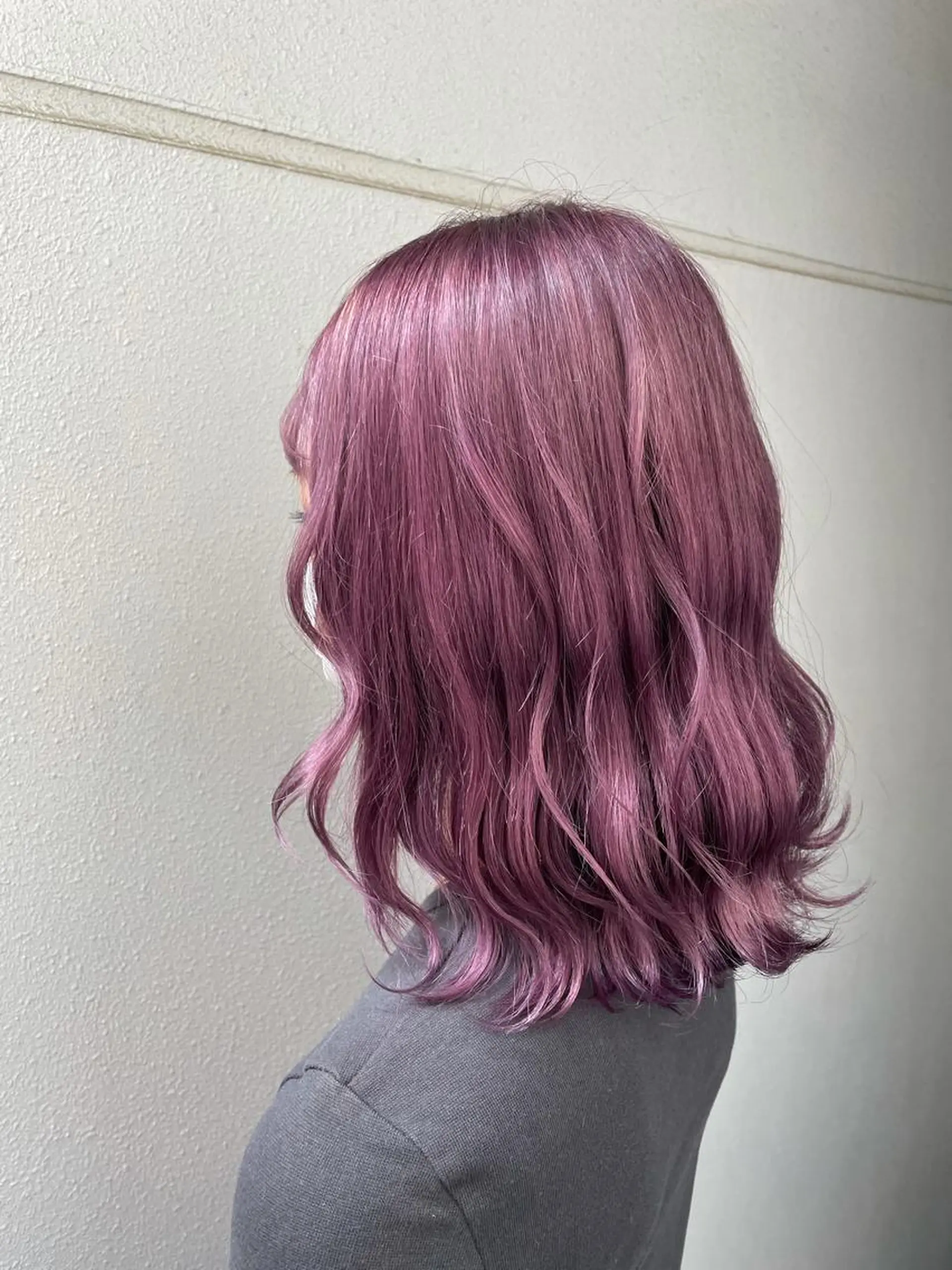 ミディアム カラー ラベンダーカラー ピンクカラー ピンクラベンダー Beleza 渋谷所属・Kazusa/渋谷/ エクステ/ハイトーンのヘアスタイル