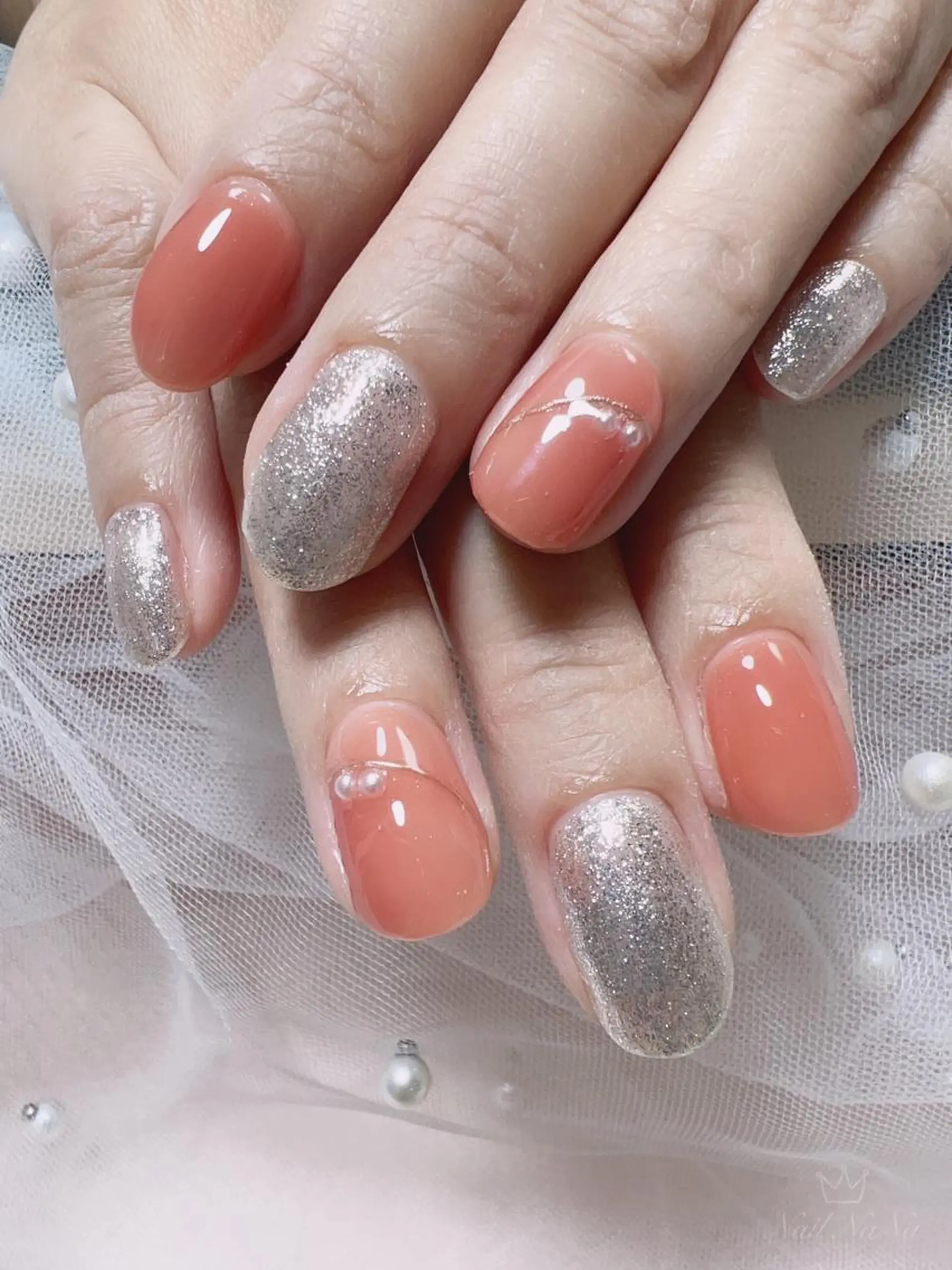 ショート カラー ネイル オレンジ オレンジピンク ピンクカラー オレンジ ピンク ハンドネイル Nail NaNaのネイルデザイン