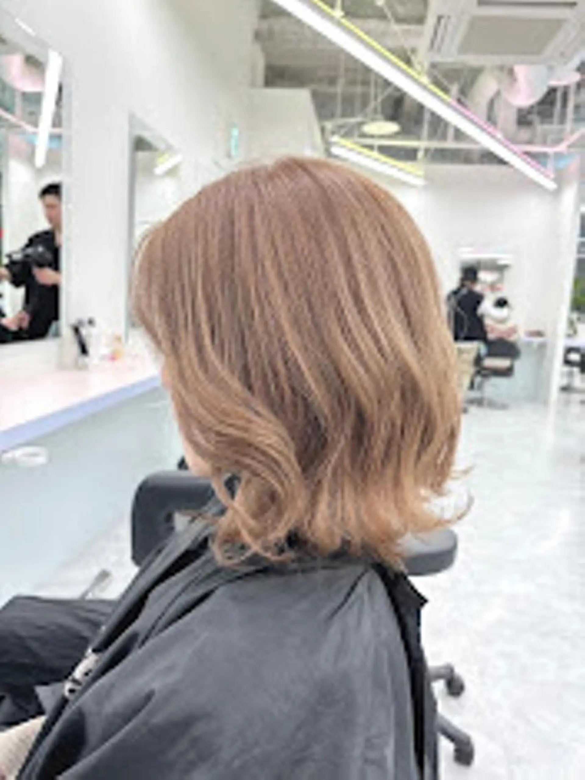 カラー 🫧 THEATER 【公式】🫧天神🫧のヘアスタイル