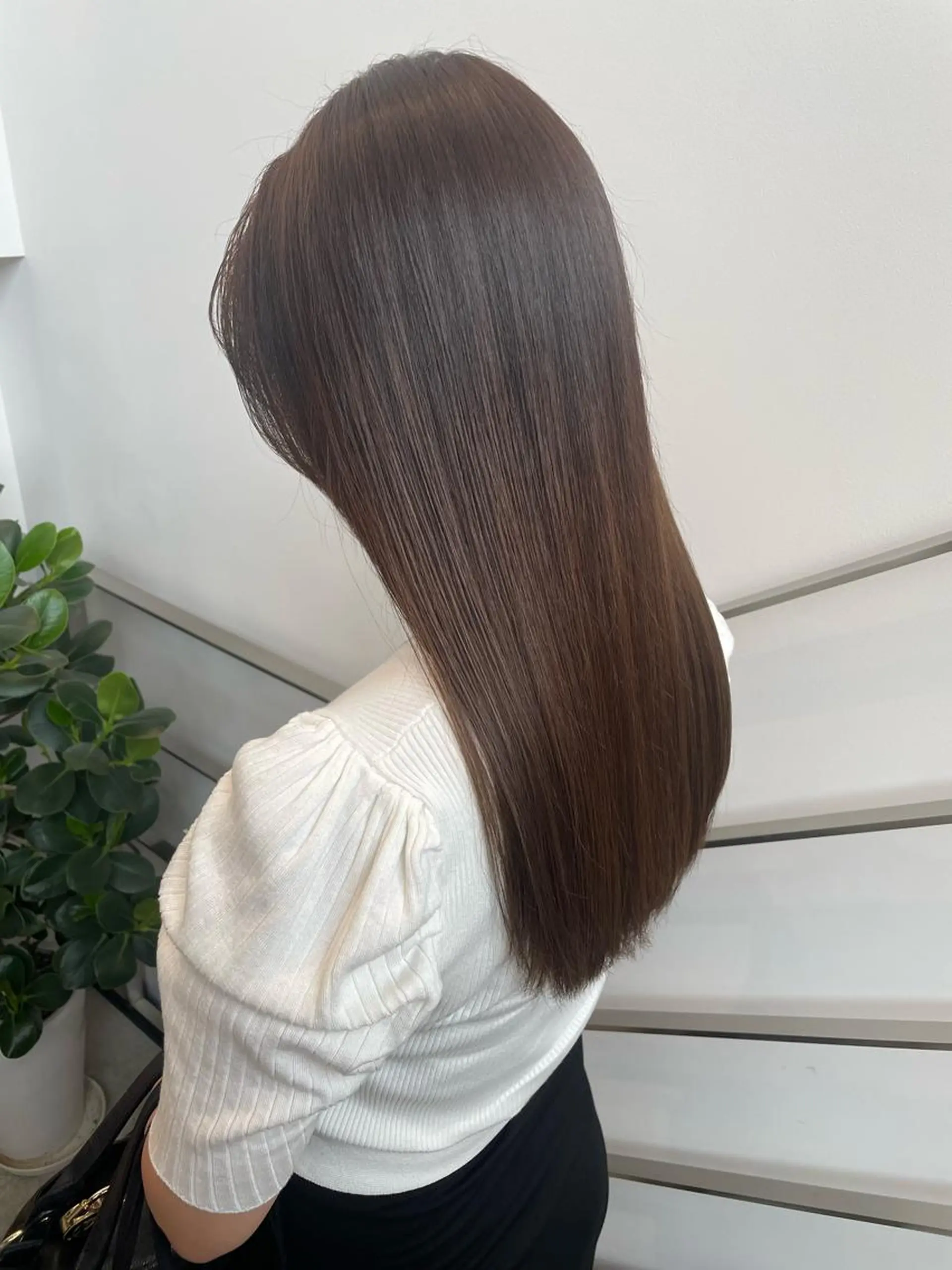 ミディアム カラー ヘアアレンジ アイブロウ ミニボブ/ブリーチ 🌈MISATOのヘアスタイル