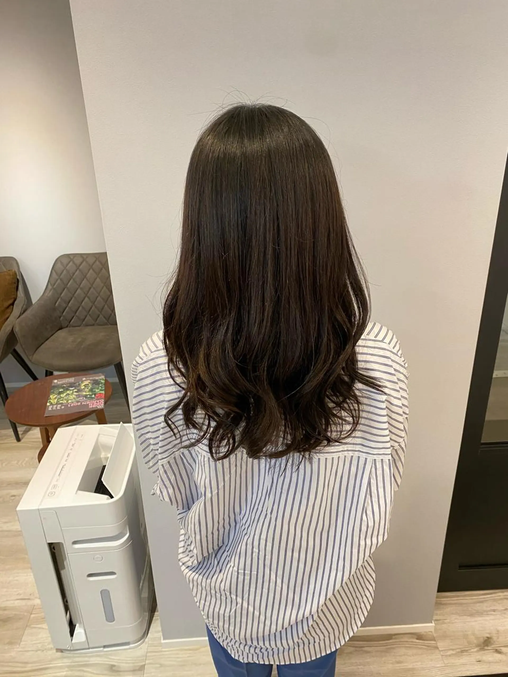 ロング レイヤーカット 透明感カラー✨ 酸性ストレート特化のヘアスタイル