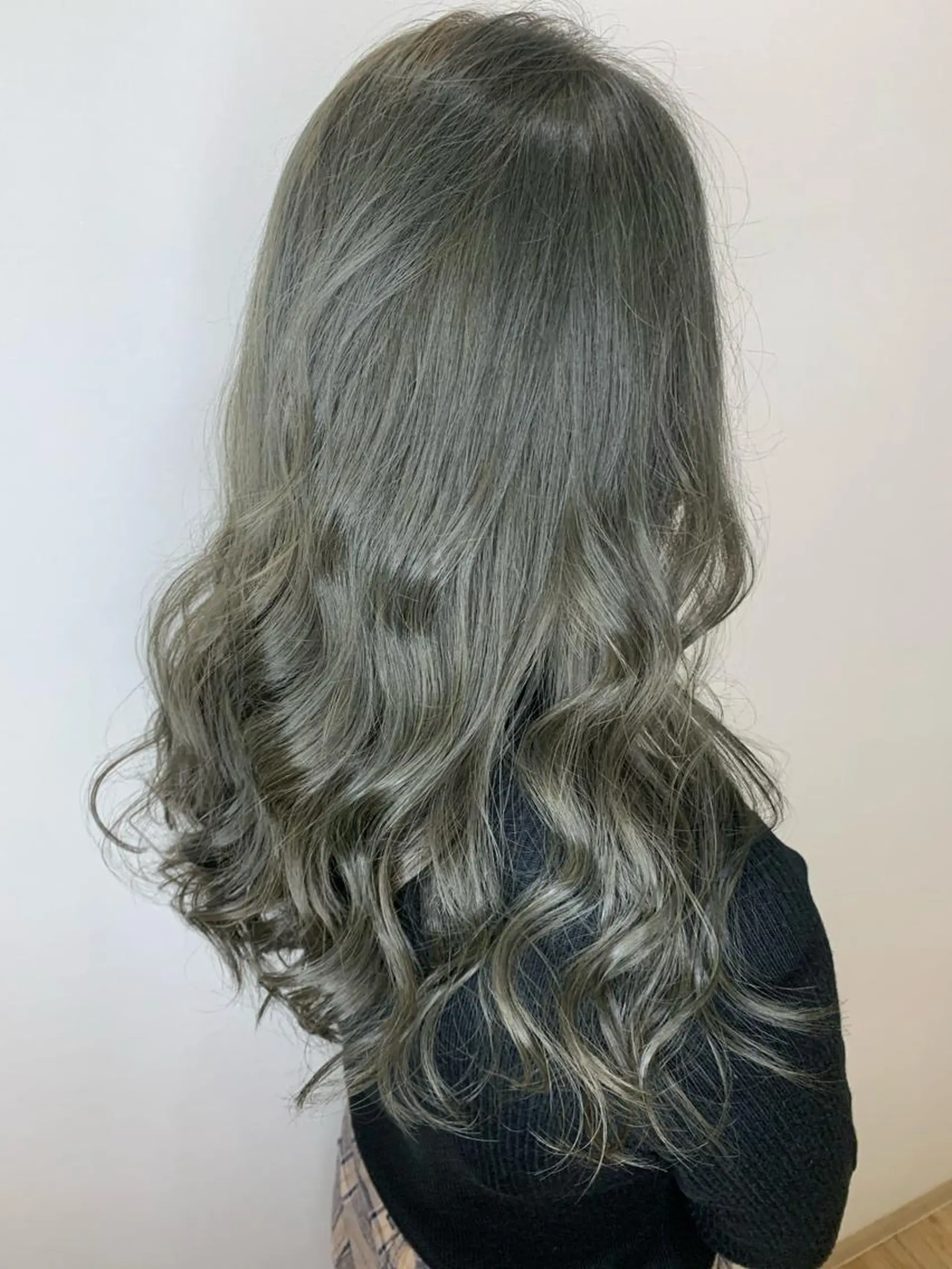 ロング カラー 🫧ウルフカット/ 畑中結衣🫧のヘアスタイル