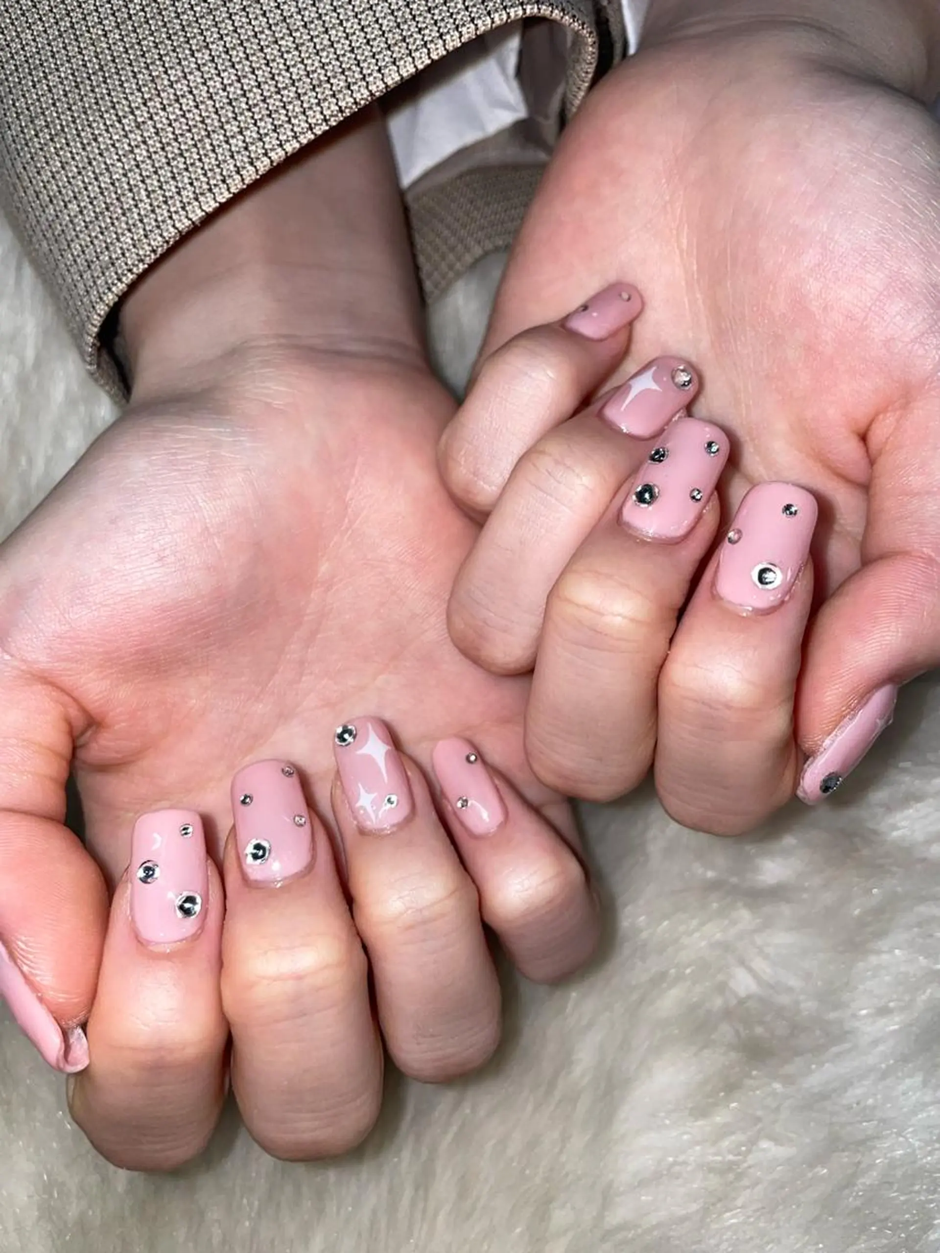 ネイル ハンドネイル 黒川 実祐のネイルデザイン