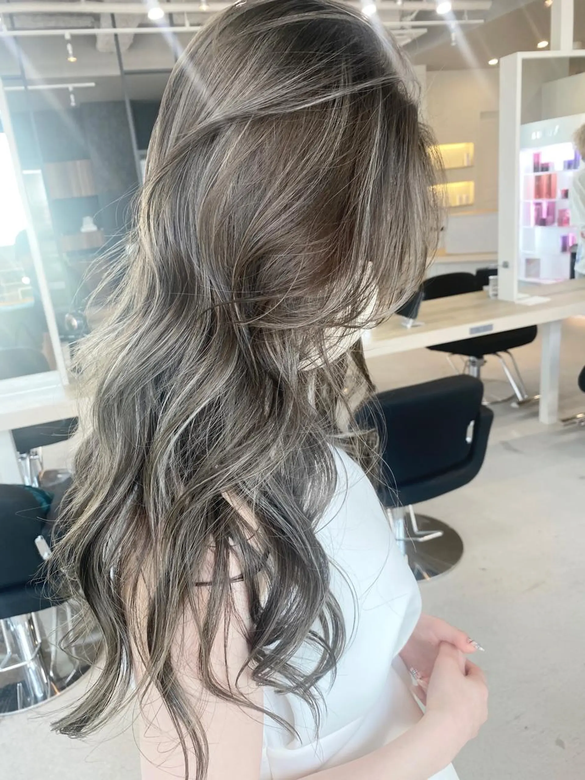 ロング カラー ヘアアレンジ ネイル マツエク・マツパ アイブロウ ヘアカラー トリートメント 井上 一平のヘアスタイル