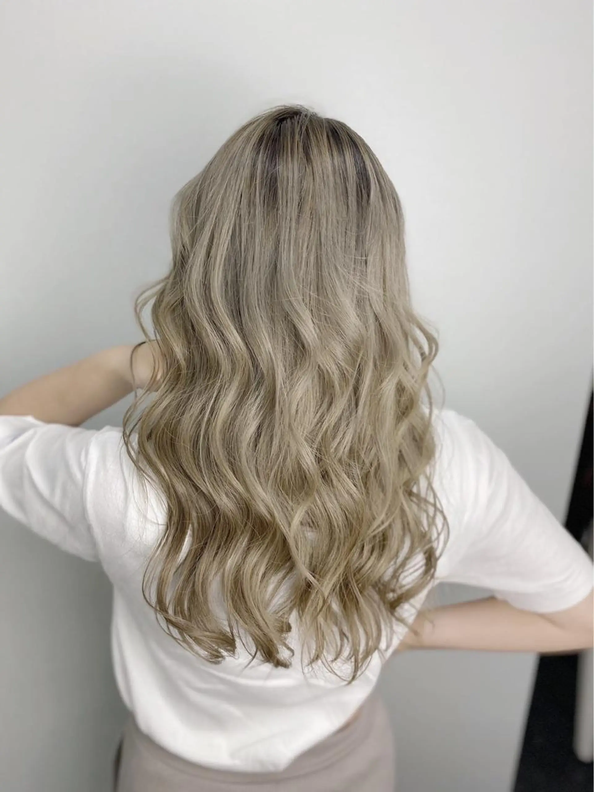 ロング カラー ヘアアレンジ メンズ ブリーチ特化型✂️ ハイトーンカラー👨のヘアスタイル