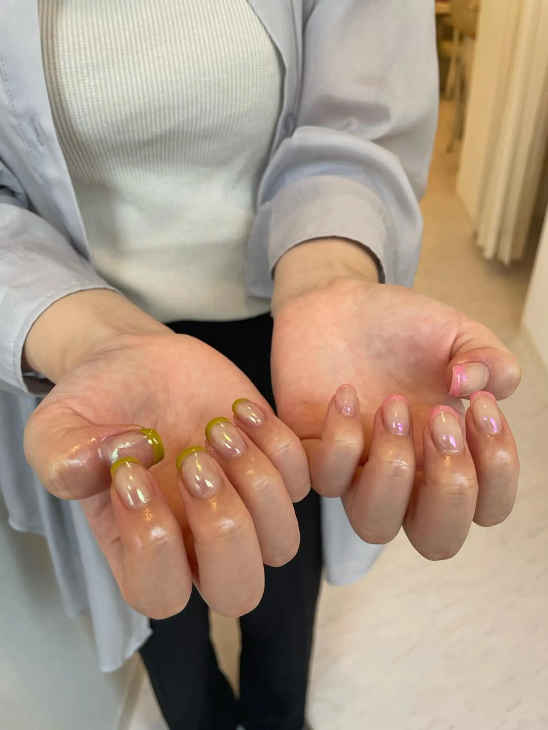 ネイル フレンチネイル ミラーネイル ハンドネイル 束感まつ毛/ネイル/ LED♥KIRARAのマツエク・マツパデザイン