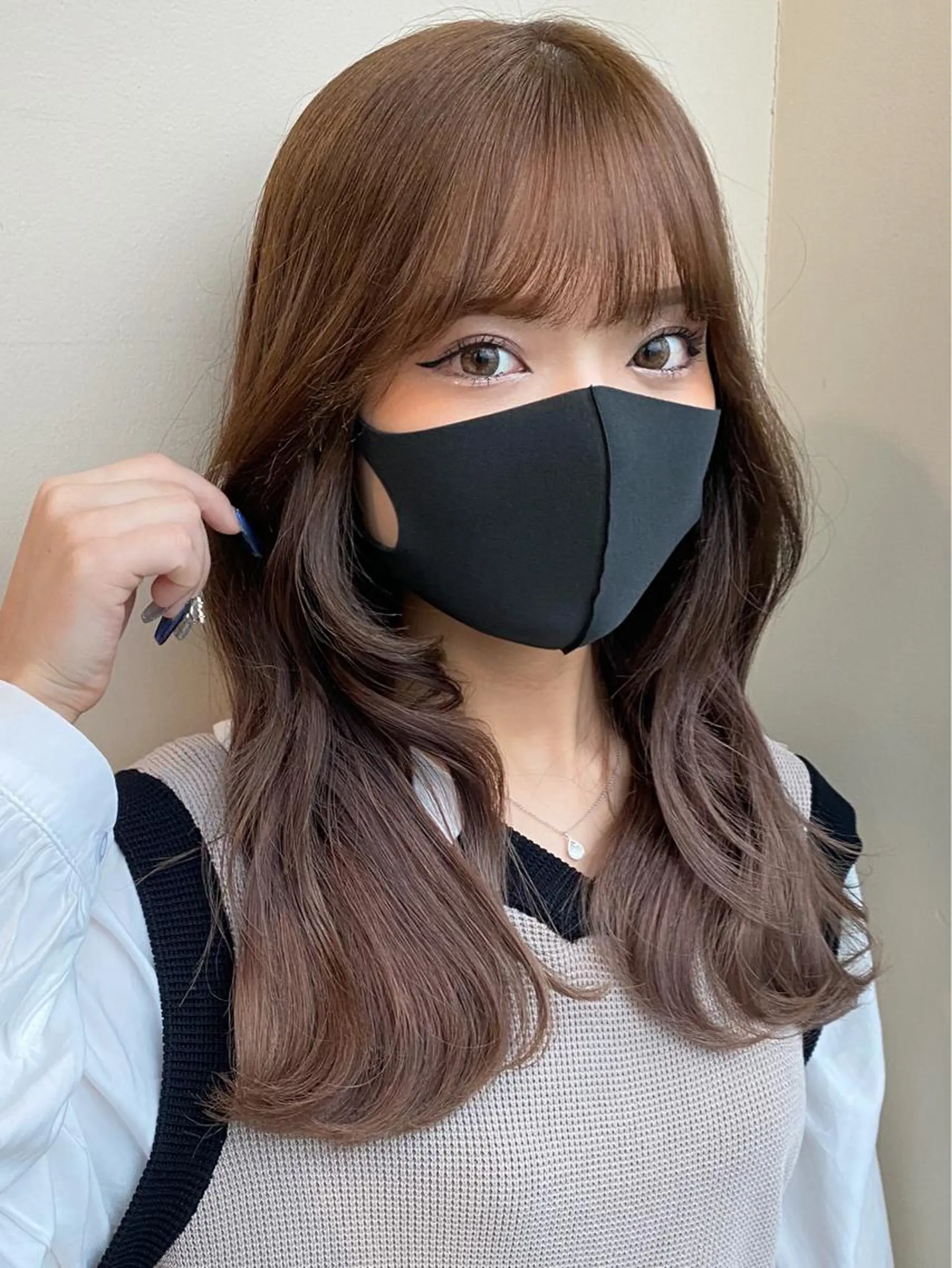 セミロング くびれヘア 顔周りカット 小顔カット トリートメント 【1日2名様限定】 AFLOAT白川雄副のヘアスタイル