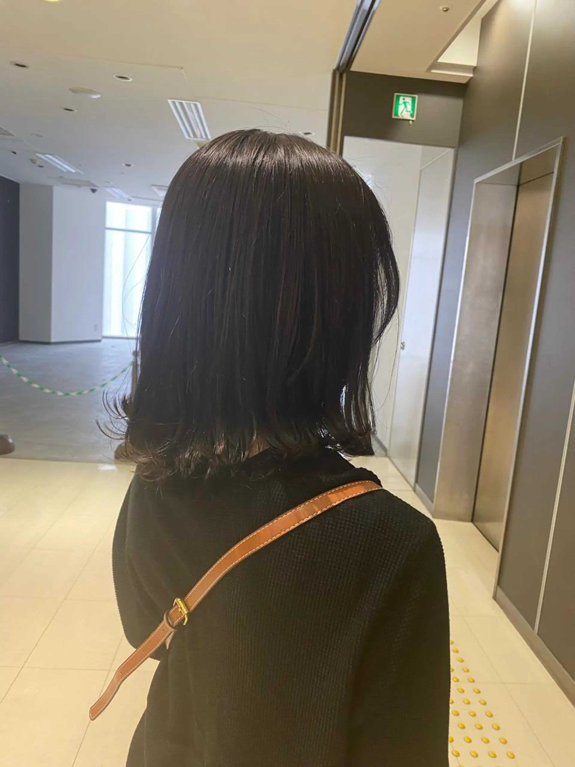 ミディアム カット ヘアカラー トリートメント 大人かわいい×艶髪 🤍塩川のヘアスタイル