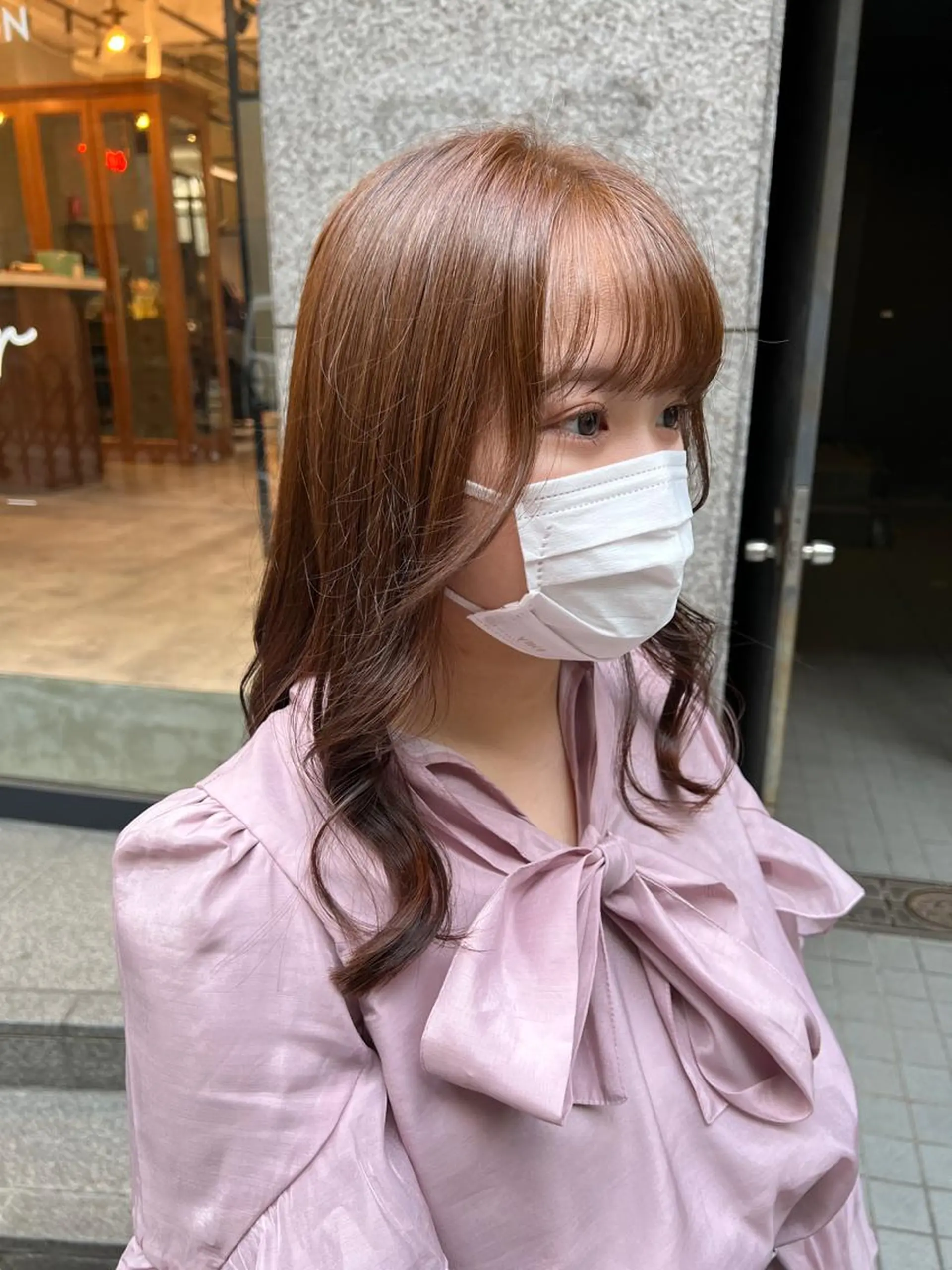 ロング カラー ベージュカラー ブラウンカラー ノイシキ サキのヘアスタイル