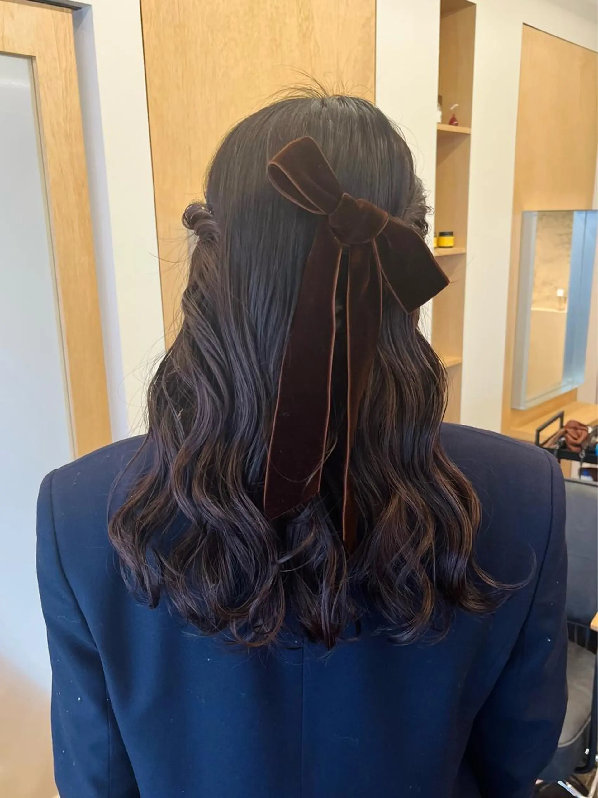 ロング 卒業式のヘアスタイル ヘアセット 西山 紗耶香🪽 透明感カラー/ボブのヘアスタイル