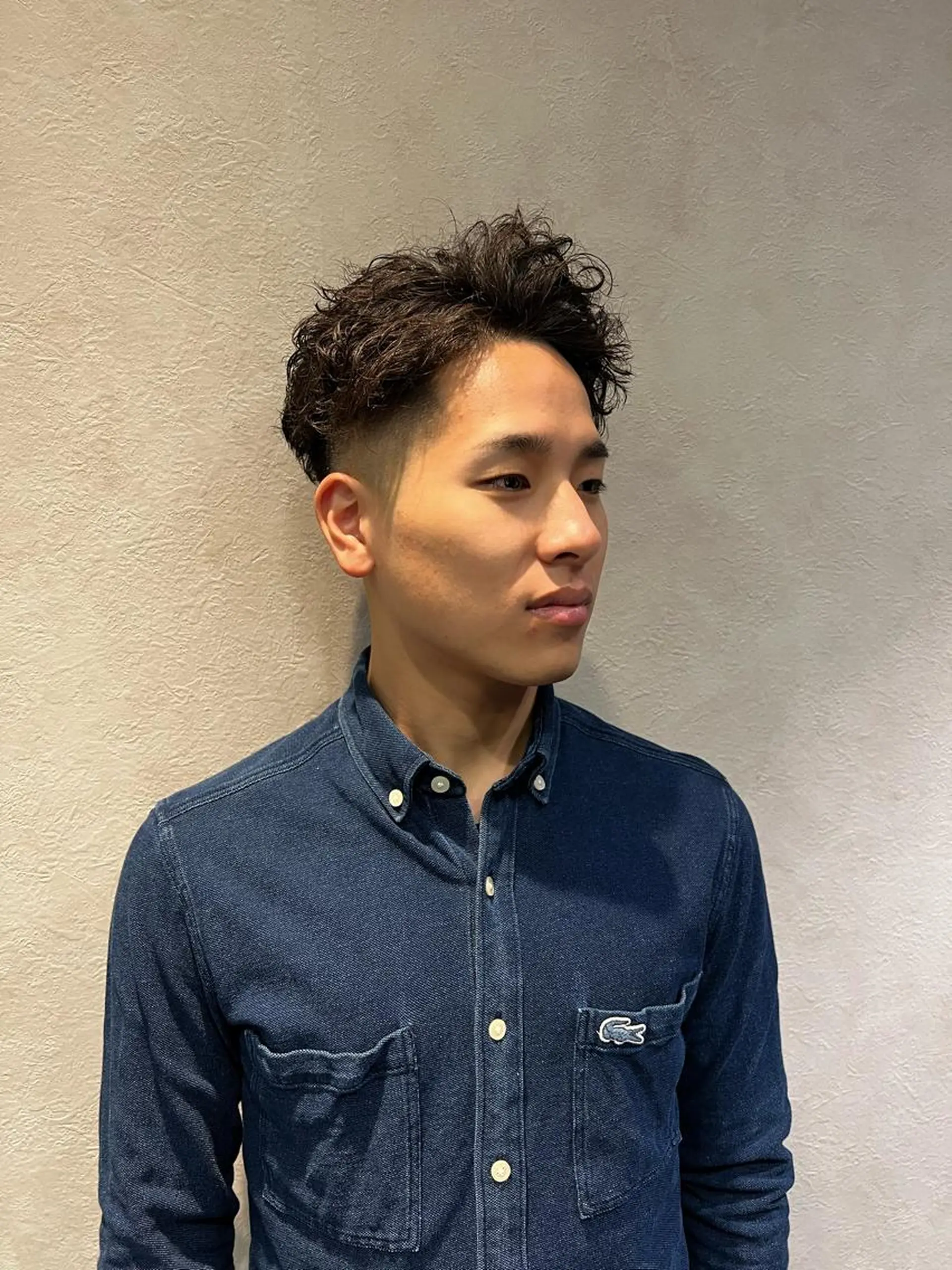 ショート パーマ メンズ フェードカット メンズパーマ 波巻きパーマ カット パーマ BARBER SUGIYAMA所属・北千住理容室バーバー 小堀悠作のヘアスタイル