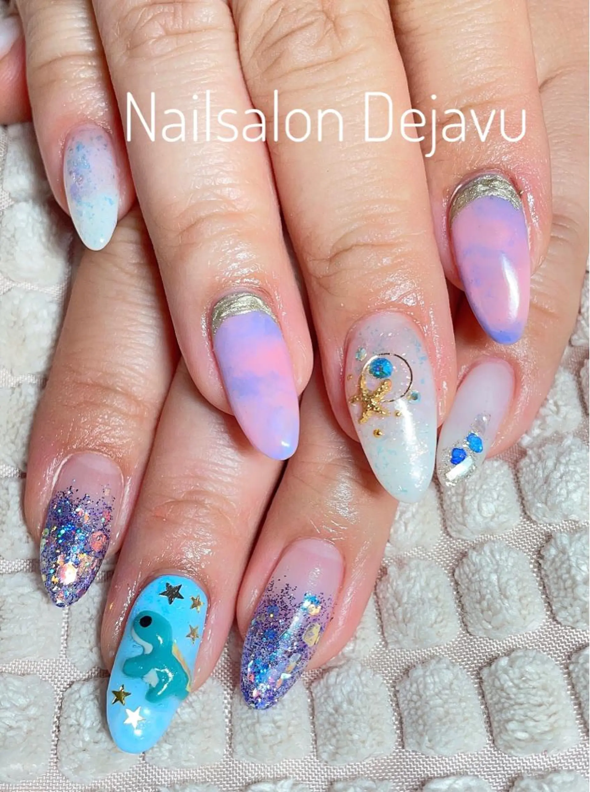 ネイル アートネイル 持ち込み ストーンネイル 夏ネイル Dejavu所属・Nail salon Dejavu 🌿のネイルデザイン