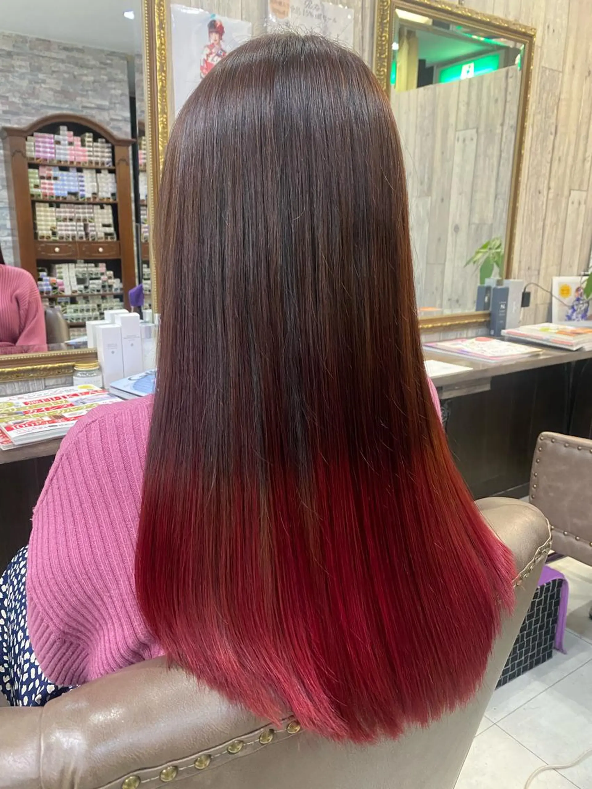 ロング トリートメント 土屋朱理/ ハイトーンカラーのヘアスタイル