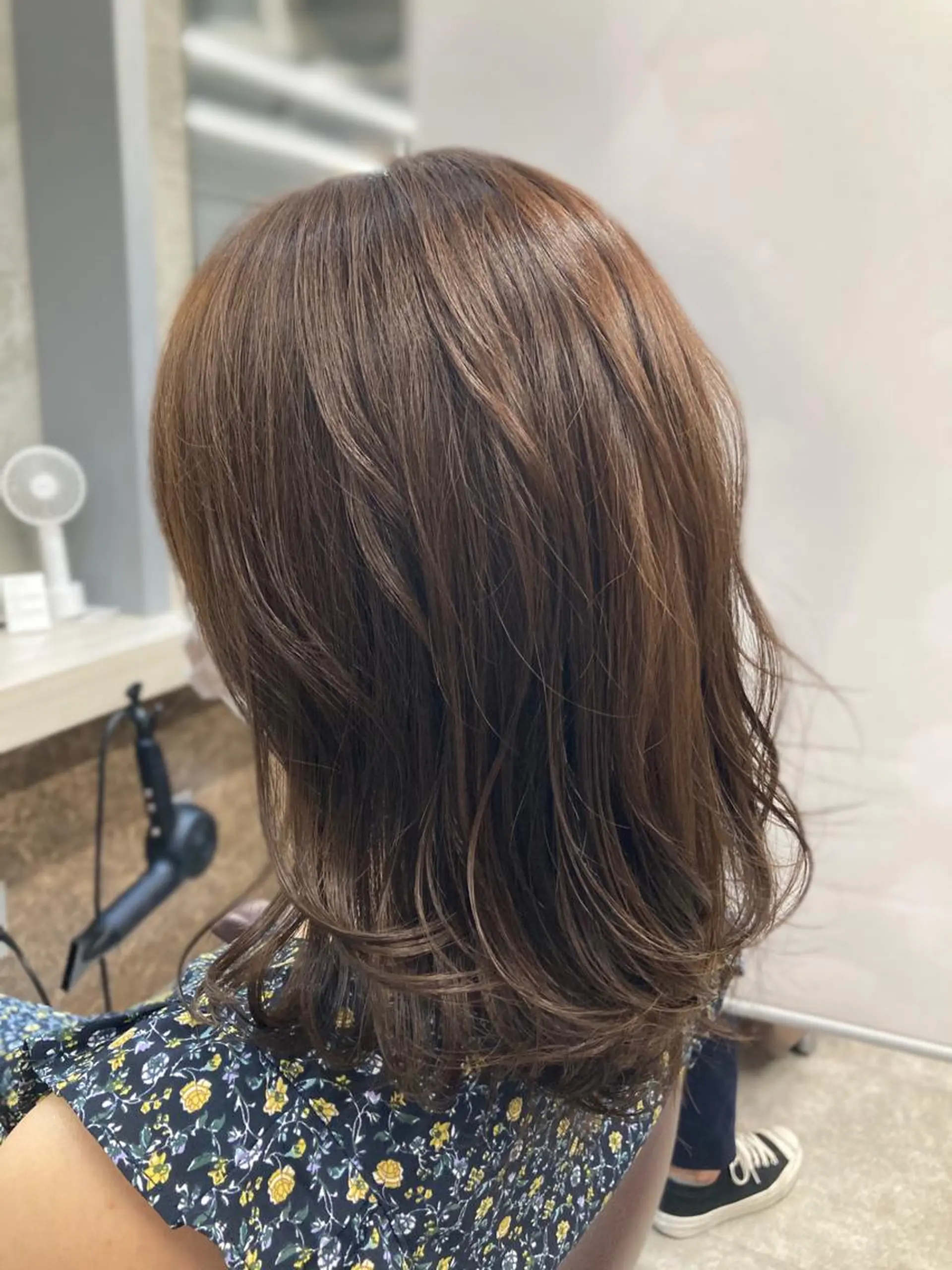 ミディアム カラー ベージュカラー ココアベージュ ヘアカラー トリートメント ブリーチ&似合せボブ 田中寛十のヘアスタイル