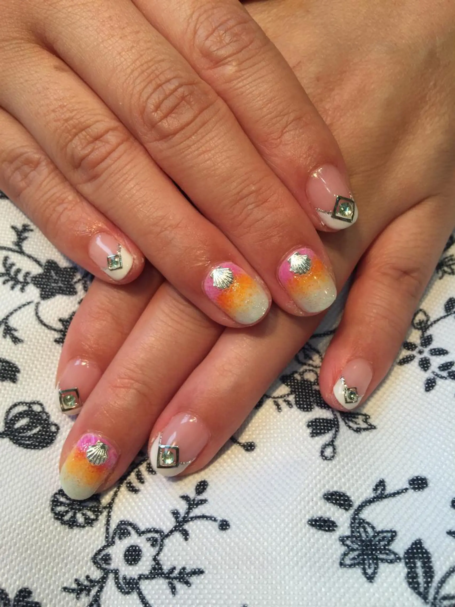 ネイル ＦreeDoＭ   Design所属・W KUMIのネイルデザイン