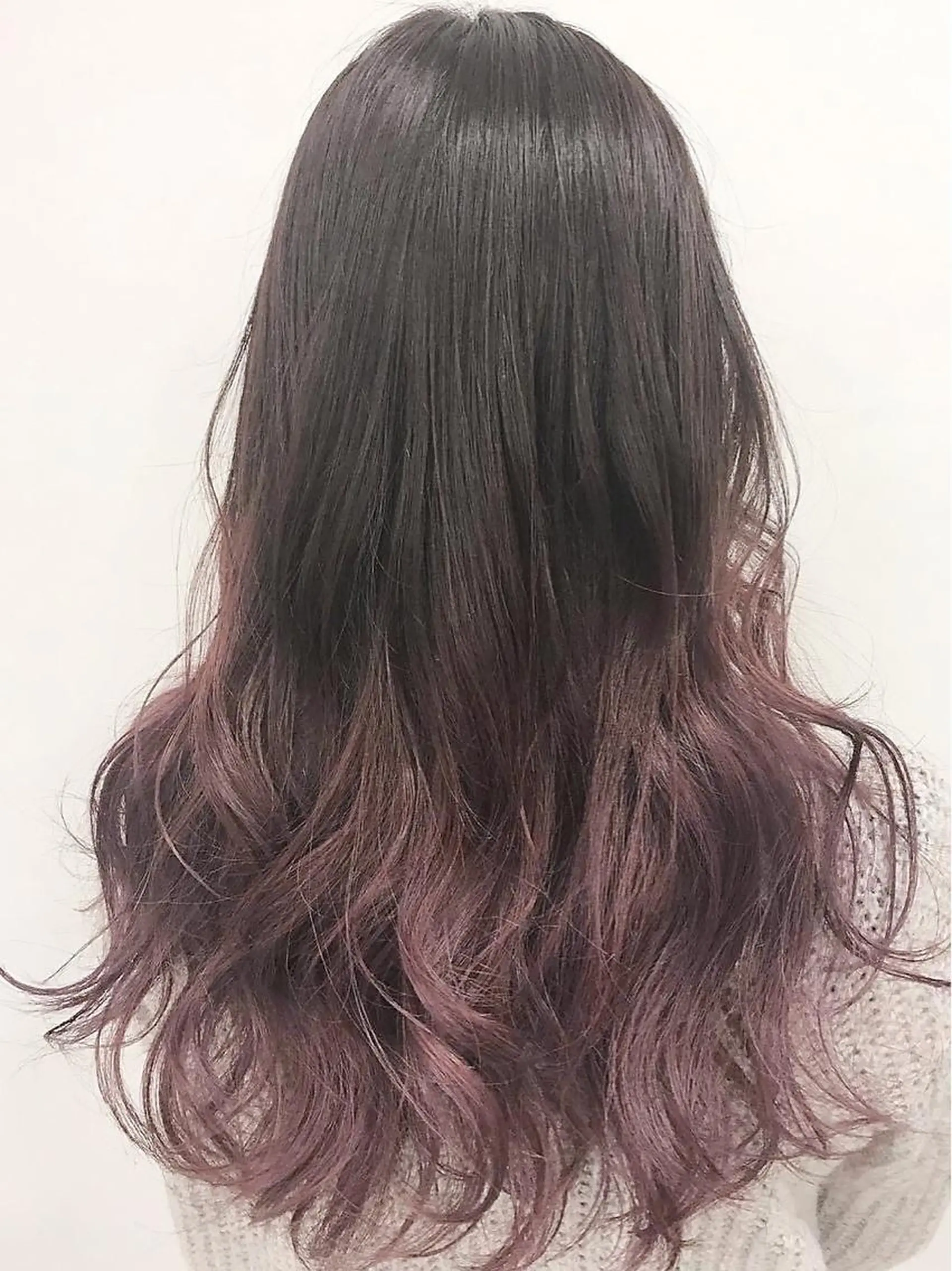 ロング カラー特化 横川　翔希のヘアスタイル