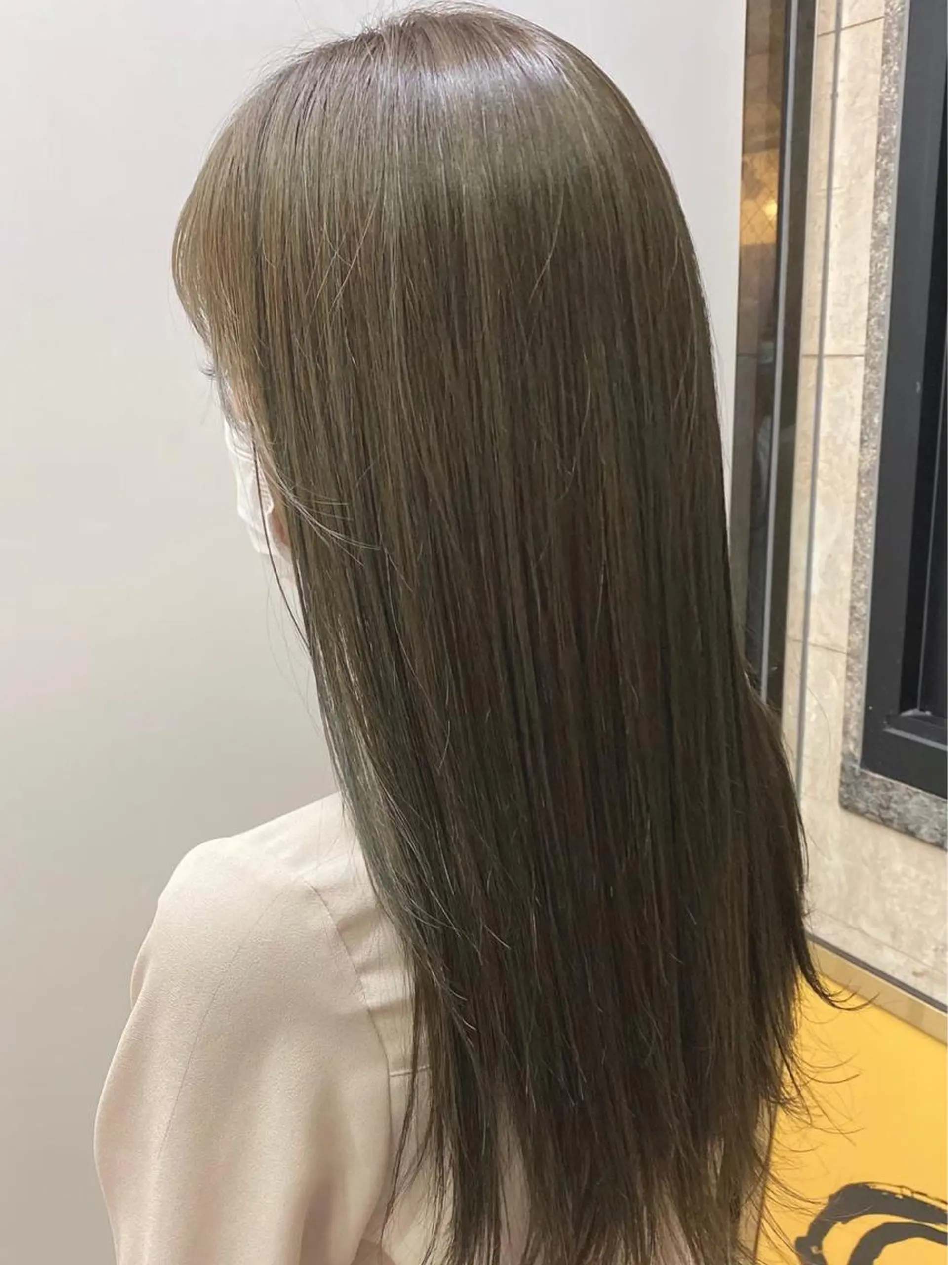 セミロング カラー 透明感カラー オリーブカラー ヘアカラー メンズカット/パーマ 艶カラーTAIGA︎のヘアスタイル