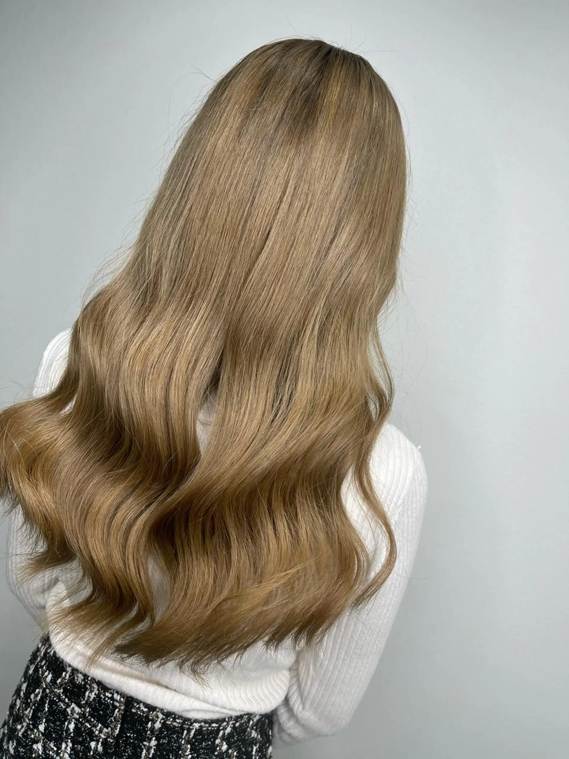 ロング カラー カット ヘアカラー トリートメント &chaLme   心斎橋所属・emi/髪質改善/ 韓国風/艶カラーのヘアスタイル