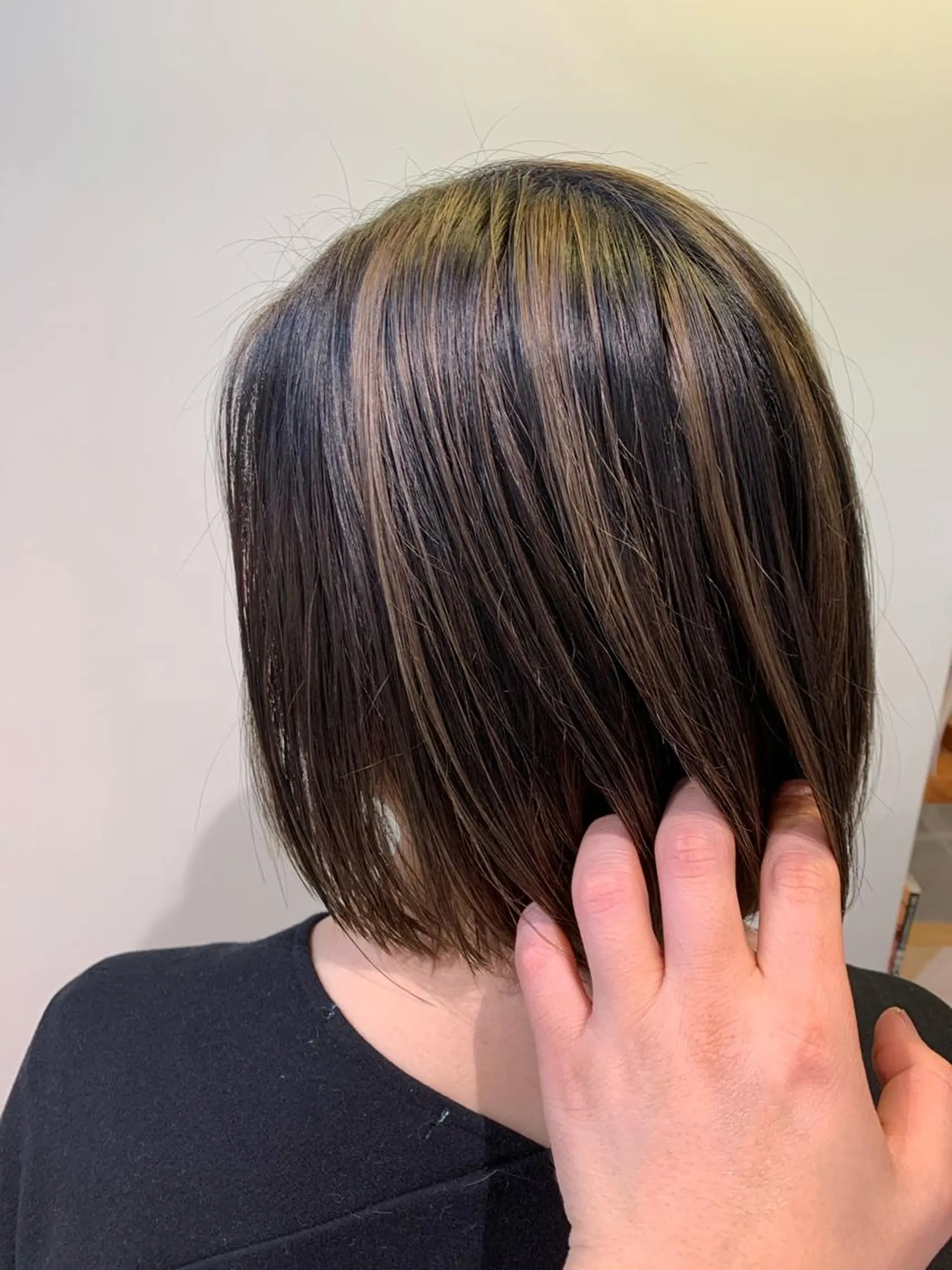 ショート カラー ROUTE ルートのヘアスタイル