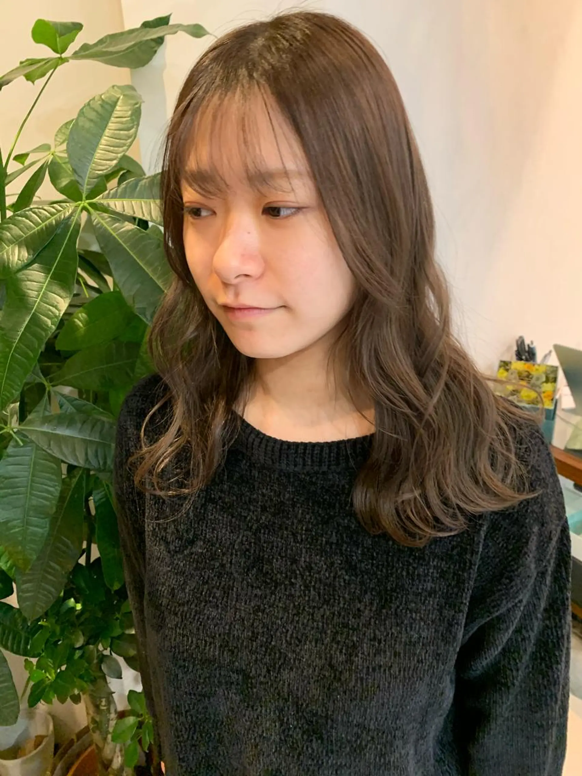 セミロング カラー ブリーチ グレージュ ミルクティーグレージュ ヘアカラー 中目黒🌼 🌼ハナのヘアスタイル