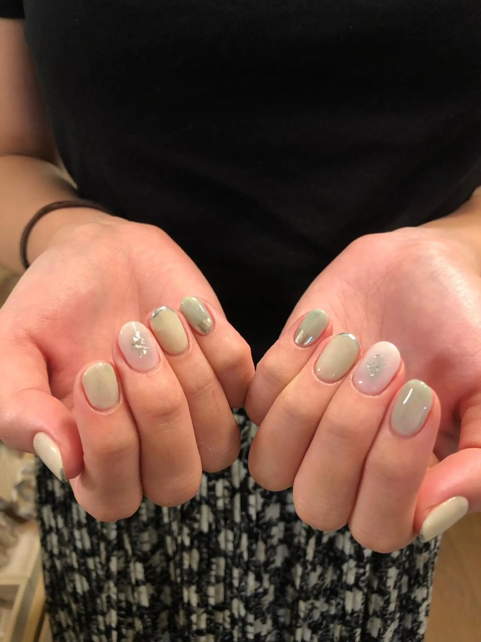 ネイル ハンドネイル フットネイル ハンドケア Nes.Nail所属・Miyagi Asamiのネイルデザイン