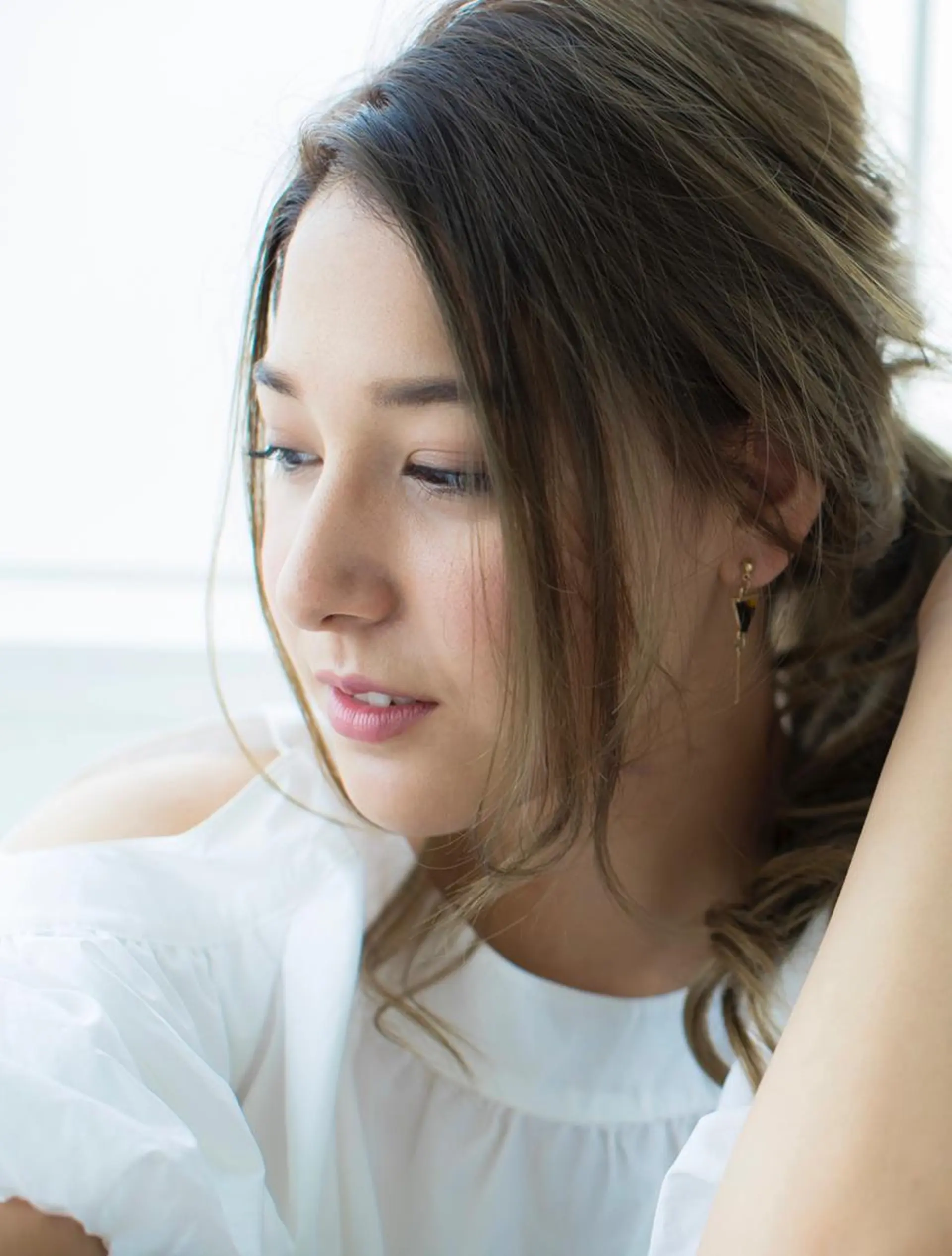 カラー 岩渕 由里香のヘアスタイル