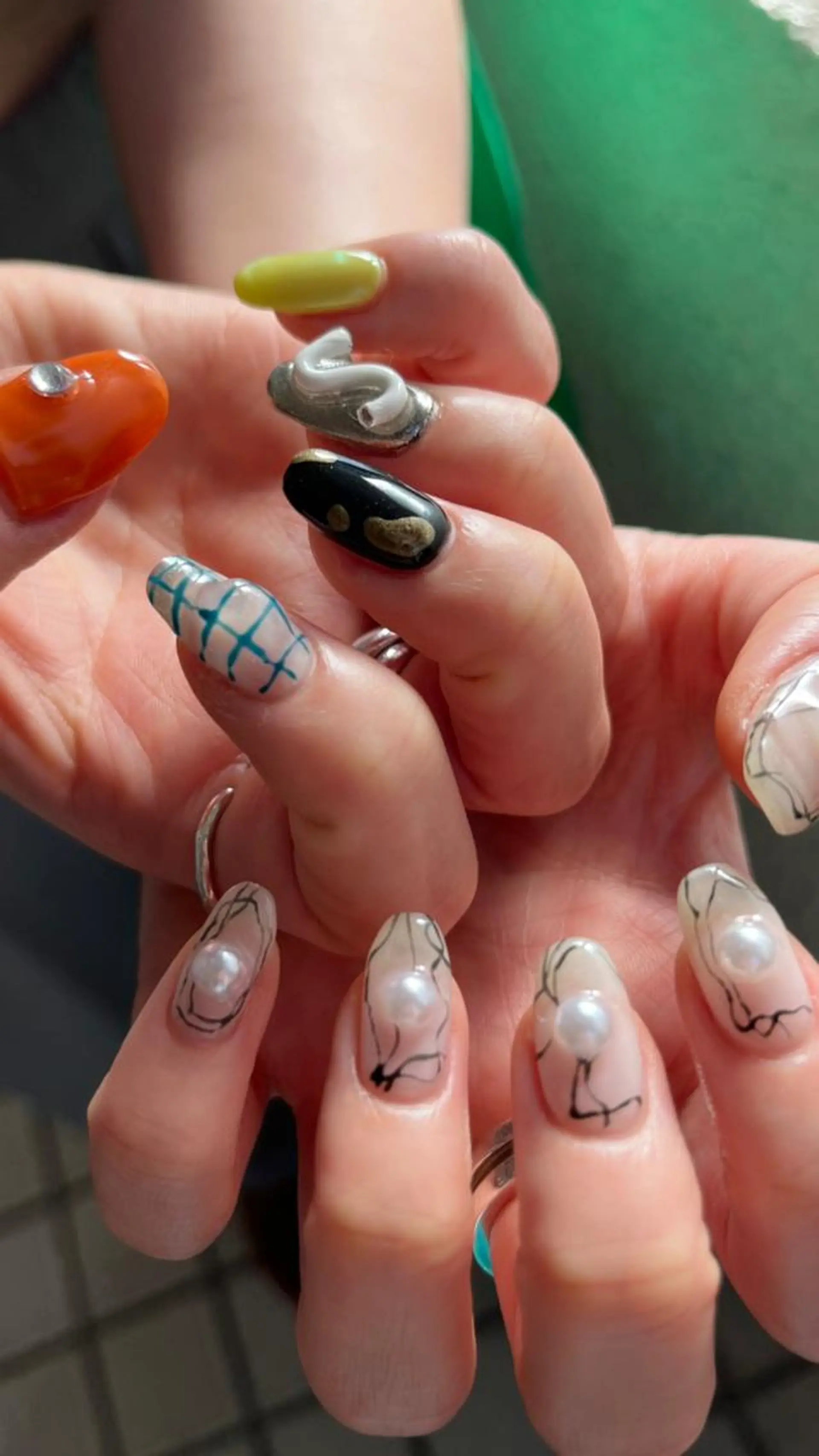 ネイル niconail 千歳烏山店所属・niconail 🧣ayu 📍烏山のネイルデザイン
