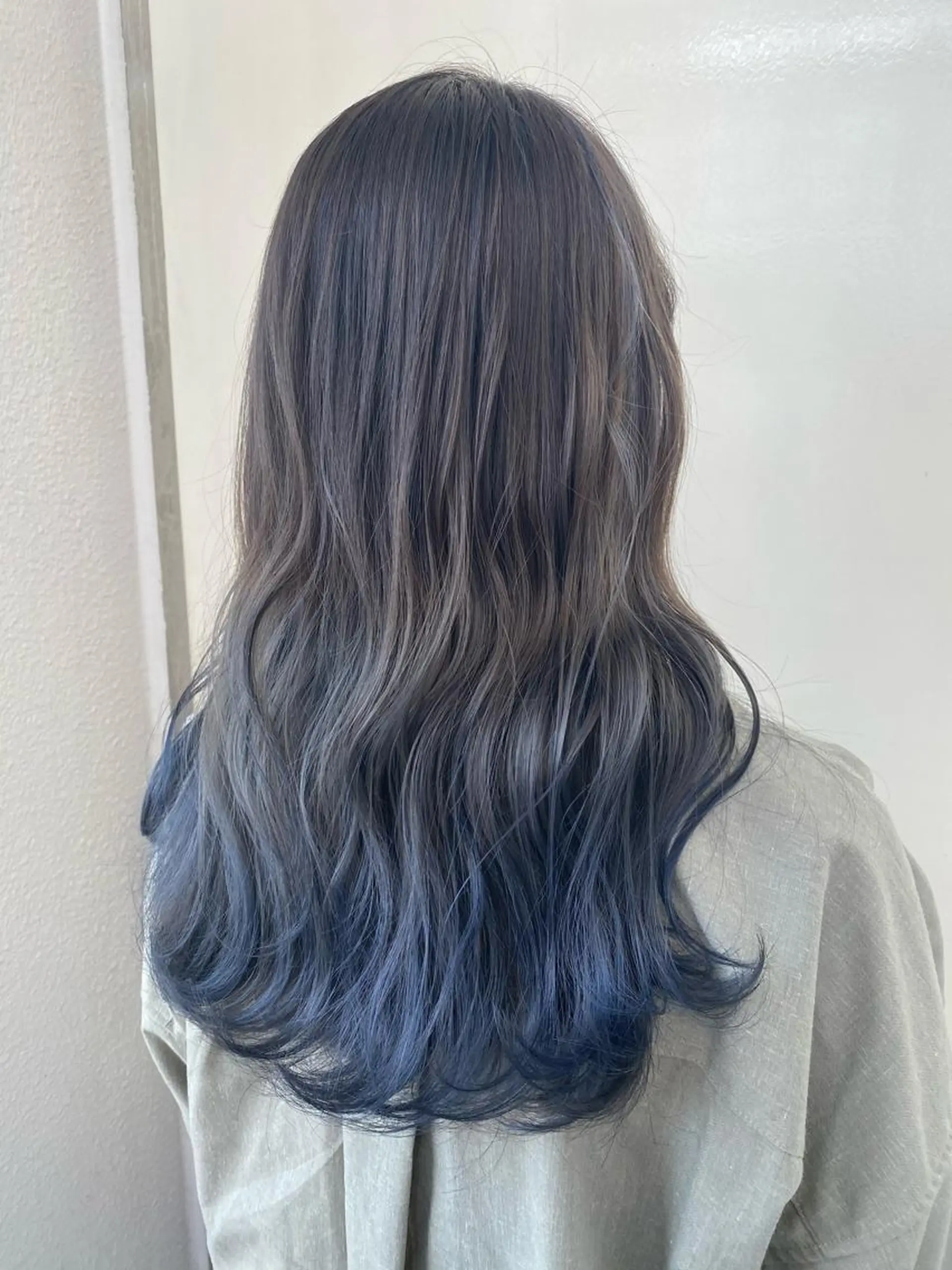 セミロング カラー 韓国ヘア顔周りカット 艶髪ベージュtamaのヘアスタイル