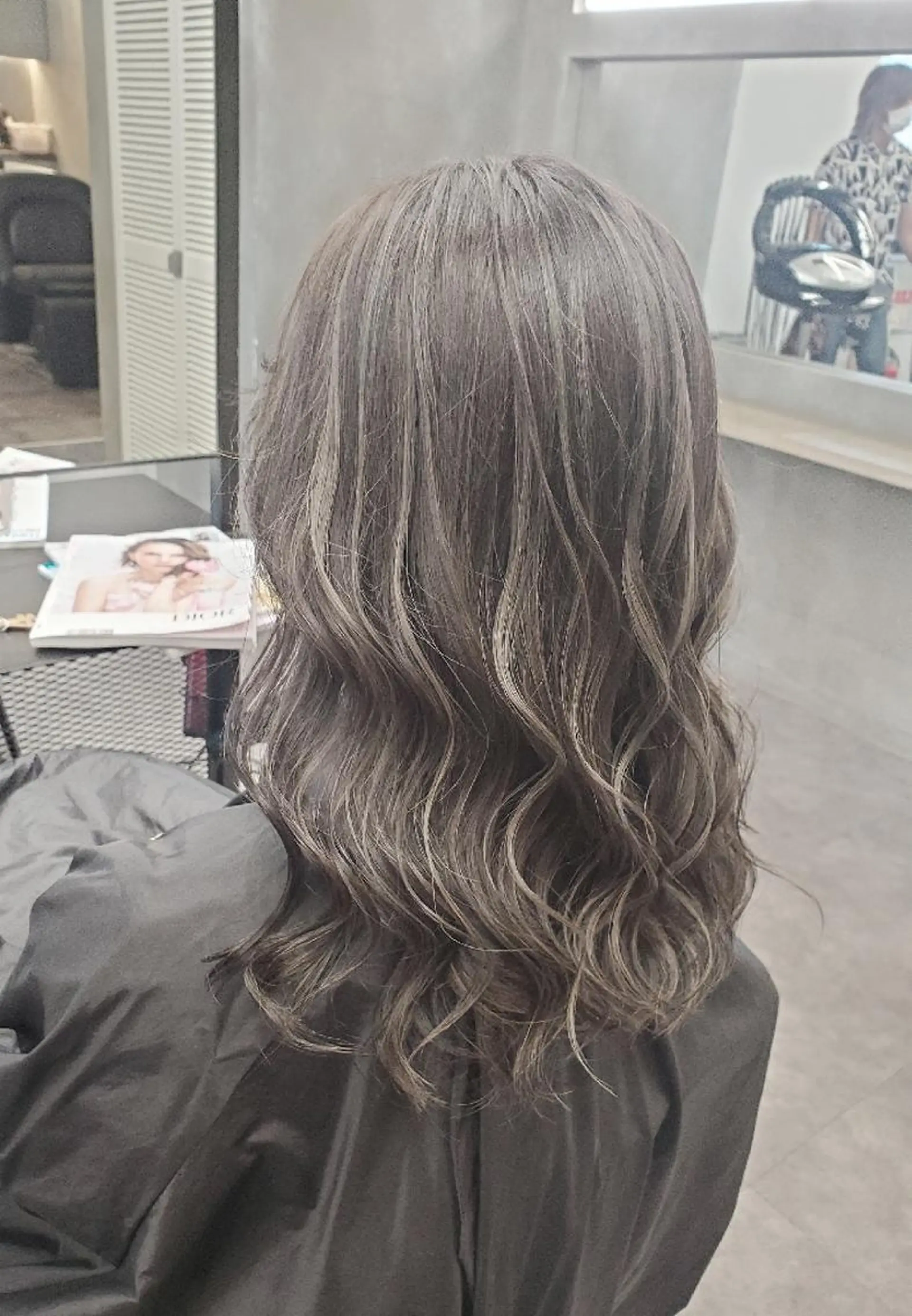 セミロング カット ヘアカラー トリートメント ✨本日空きあります✨ 遠田コウヘイ🌟のヘアスタイル