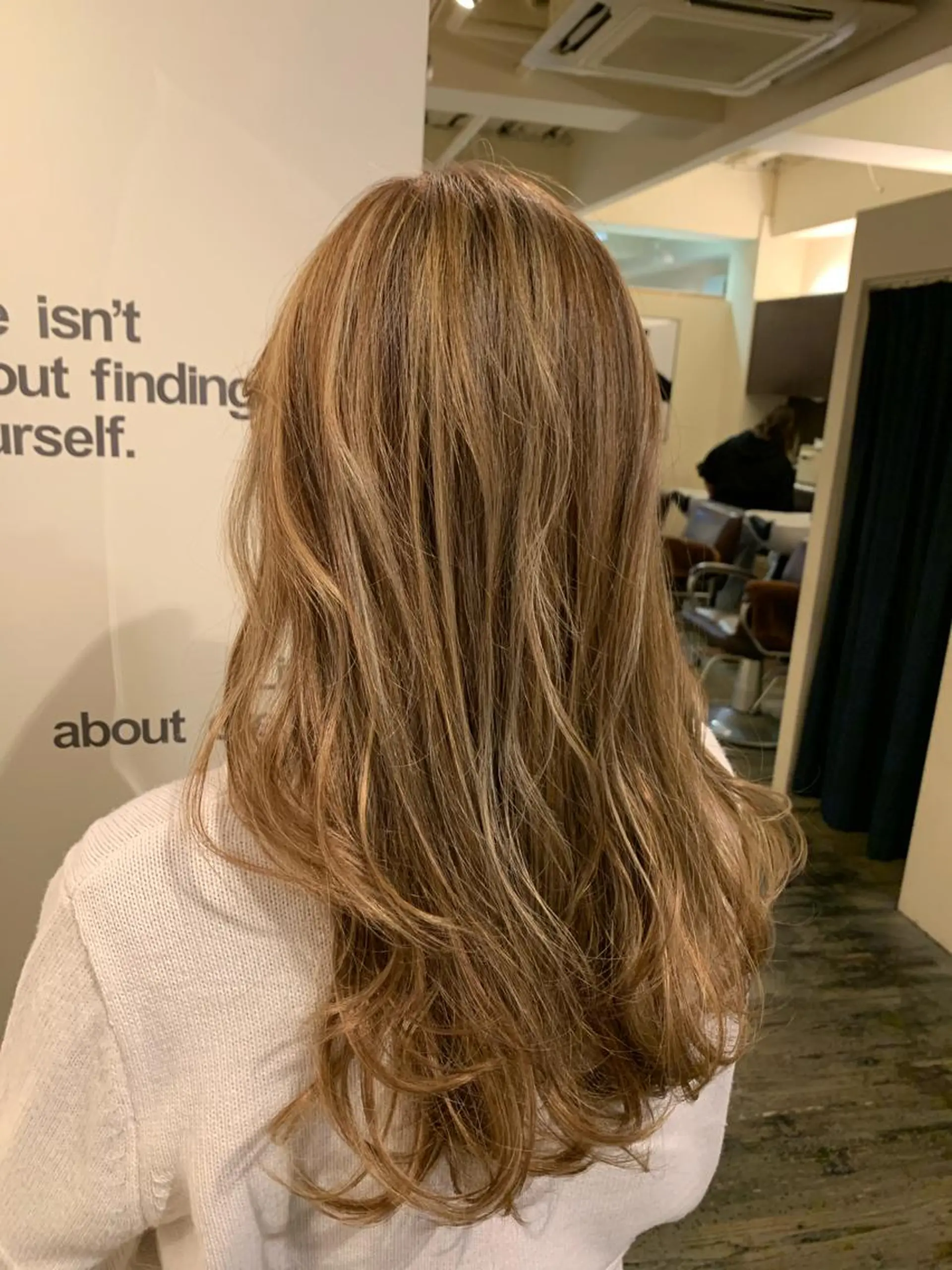 ロング カラー ベージュカラー Anuanua’Oe 🌿misa🌿のヘアスタイル