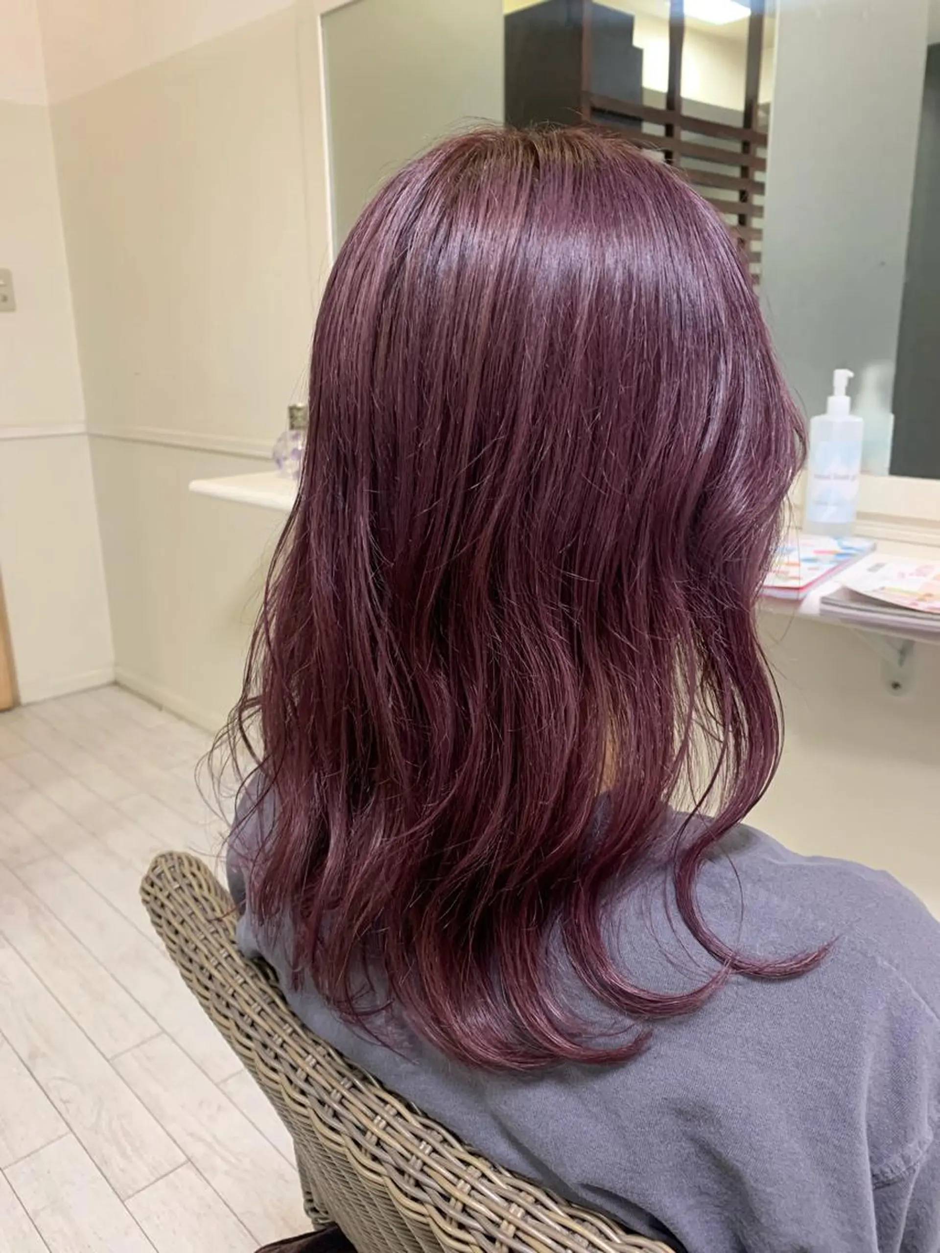 ミディアム カット ヘアカラー トリートメント マルナ本店 ペコのヘアスタイル