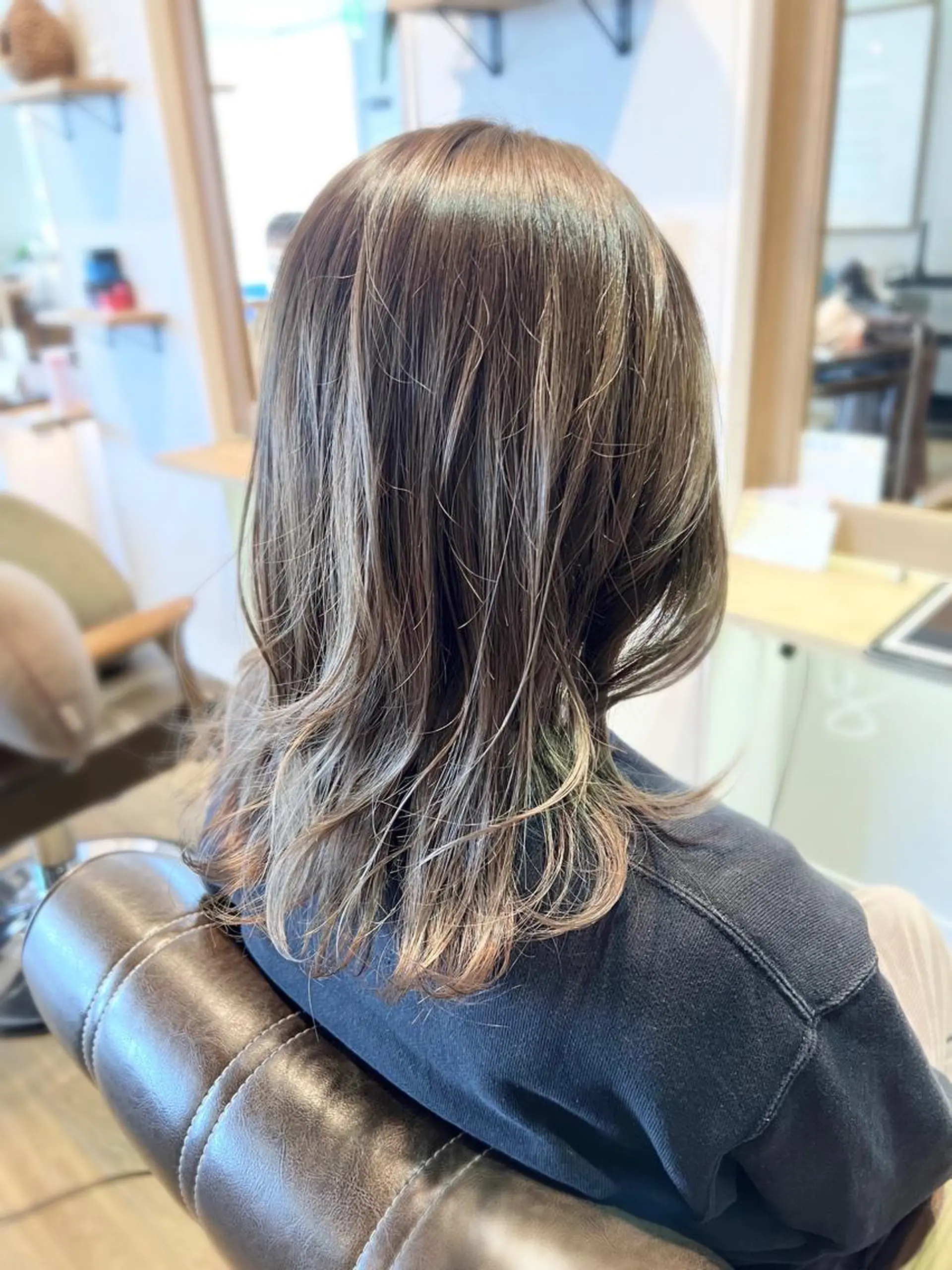 カラー ベージュカラー グレージュ カット ヘアカラー トリートメント 堀 望美のヘアスタイル