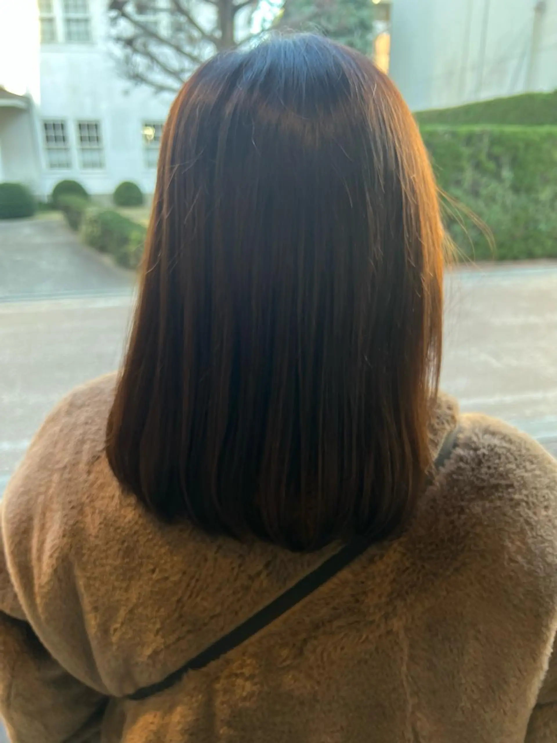 ミディアム 小澤 奈津美のヘアスタイル