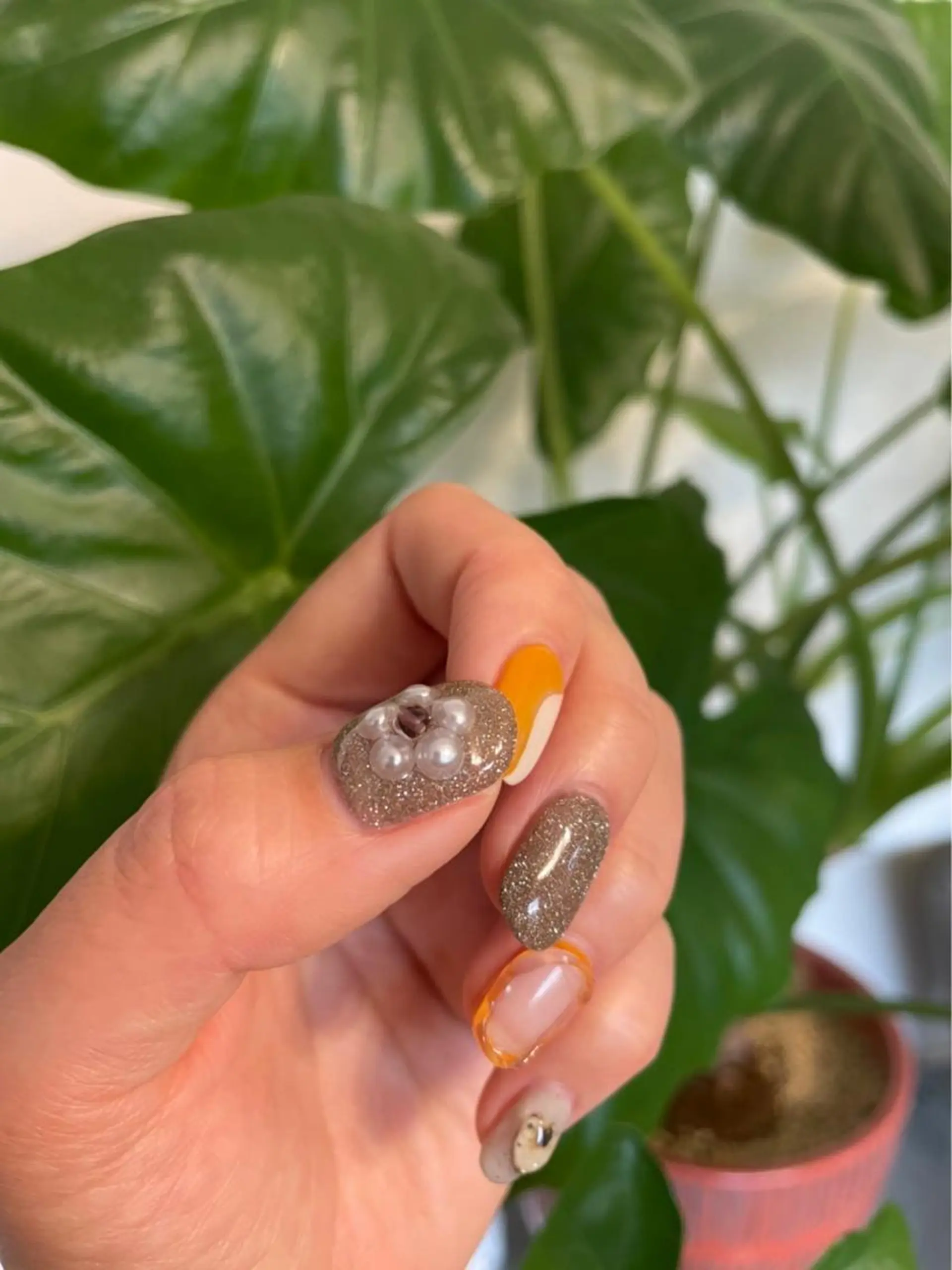 ネイル nailsalon　hue所属・小山 羽奈のネイルデザイン