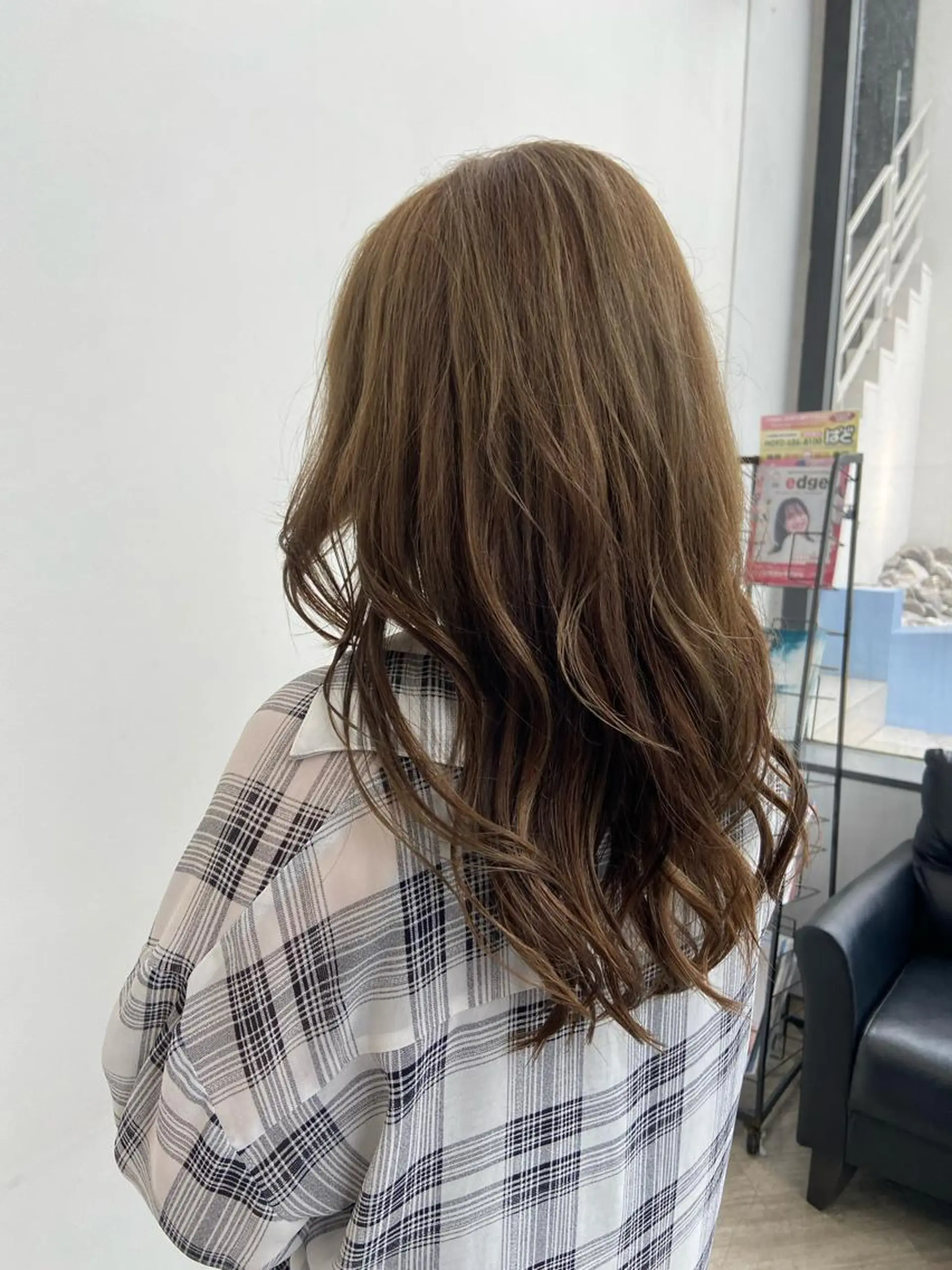 ロング カラー アッシュ アッシュブラウン ブリーチ ブラウンカラー ハイトーンカラー 瀧下 唯のヘアスタイル