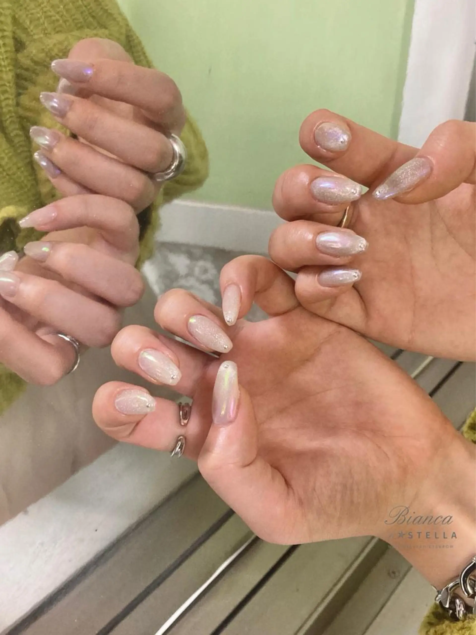 ネイル オーロラネイル Mojyam nail所属・松本 実咲のネイルデザイン