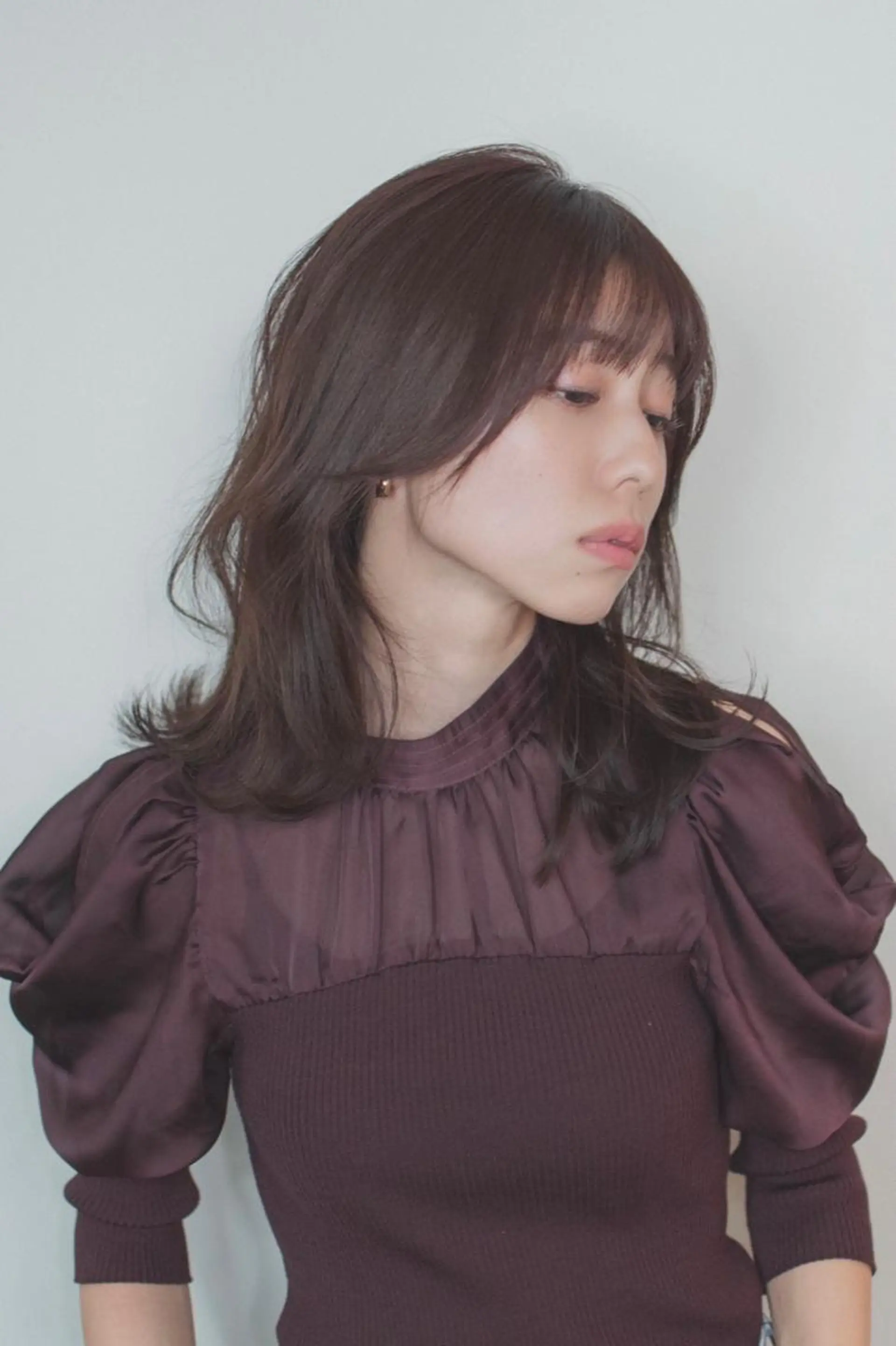 ミディアム カラー 前髪/顔周り /レイヤー/秋山 元のヘアスタイル