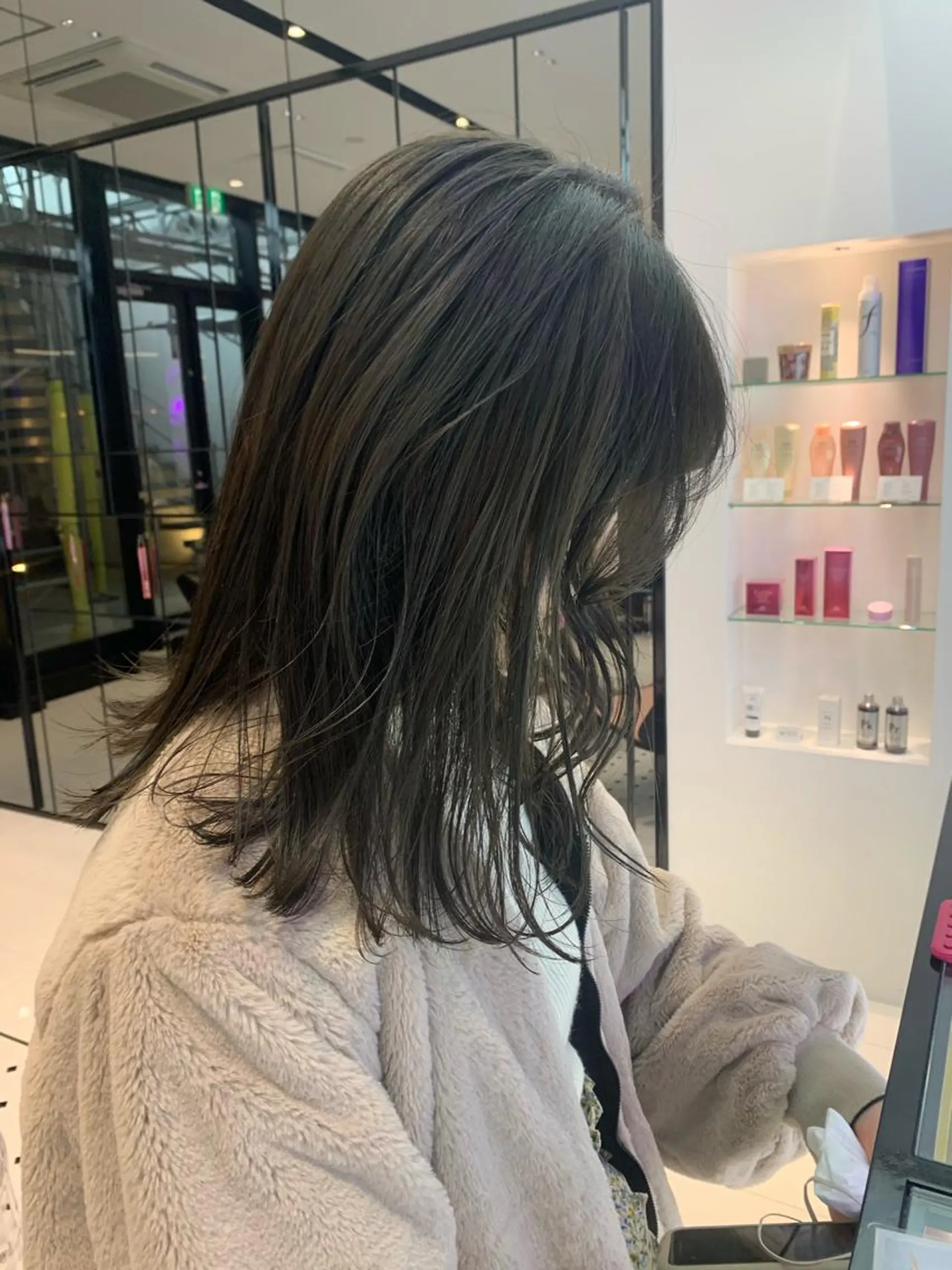 セミロング カラー ハッシュカット/ハイ トーン/MANAMIのヘアスタイル