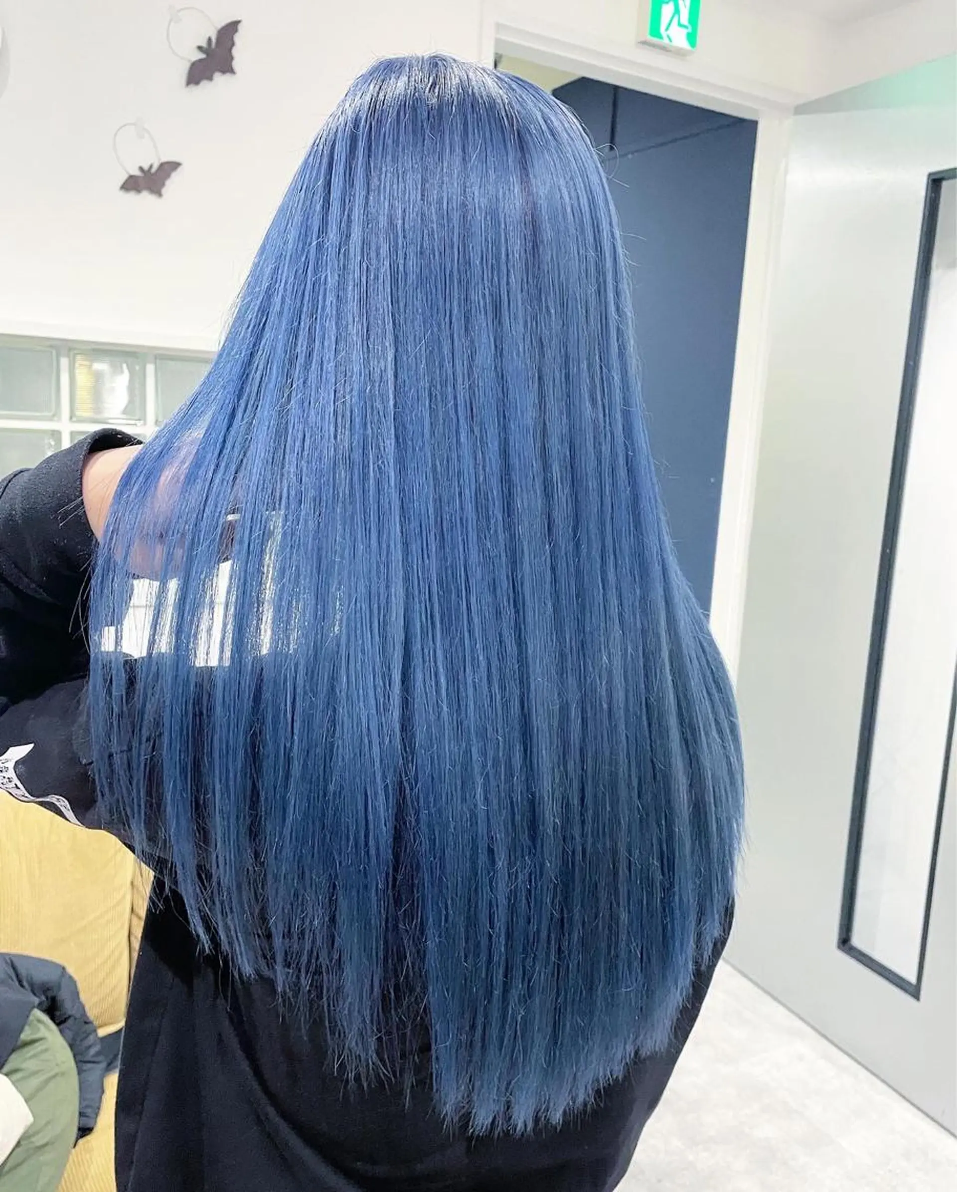 ロング カラー ブルーカラー JIL BLAN 京都所属・RU RIのヘアスタイル